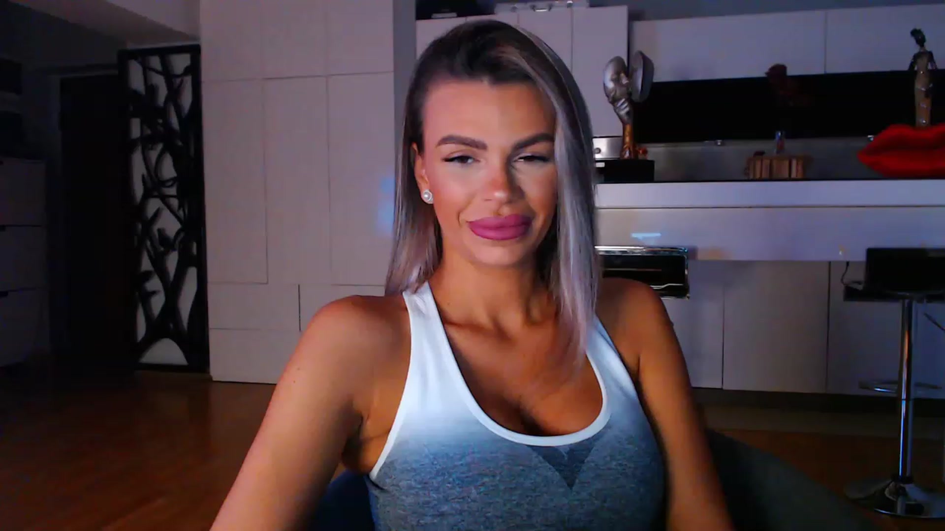 Gallery image thumbnail from D_y_y's myfreecams stream on, 05/23/2023, 03:55 image 2 of 20