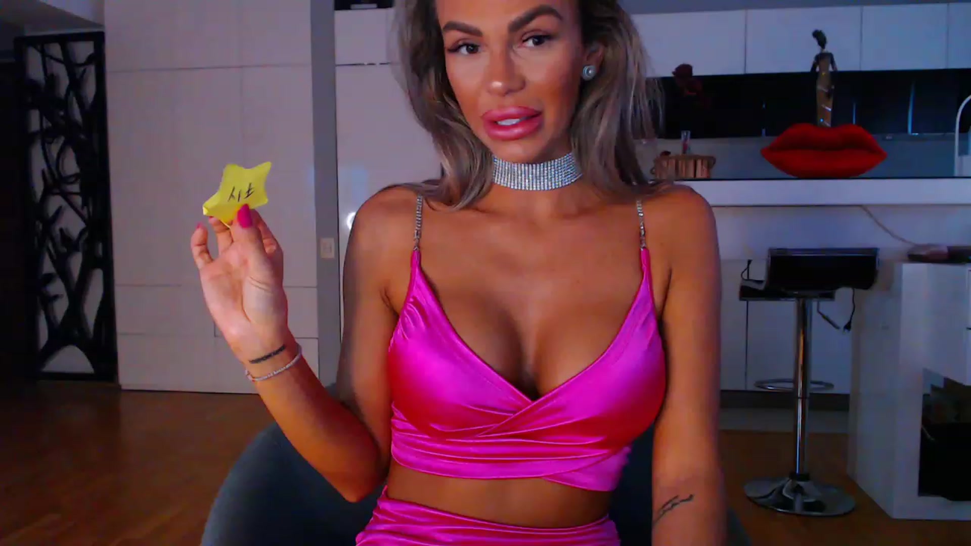 Gallery image thumbnail from D_y_y's myfreecams stream on, 05/27/2023, 04:28 image 5 of 20