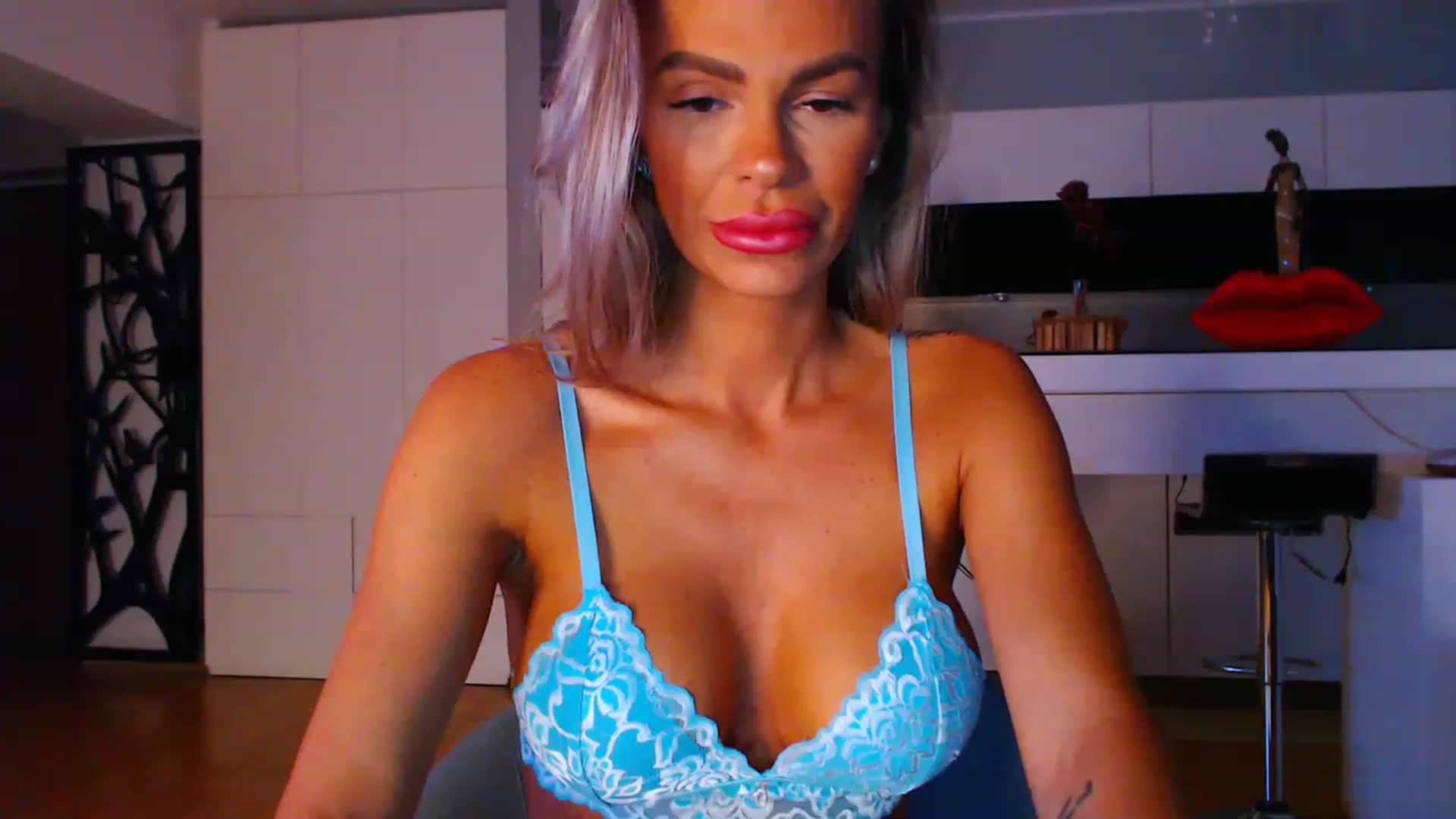 Gallery image thumbnail from D_y_y's myfreecams stream on, 06/01/2023, 04:11 image 3 of 20