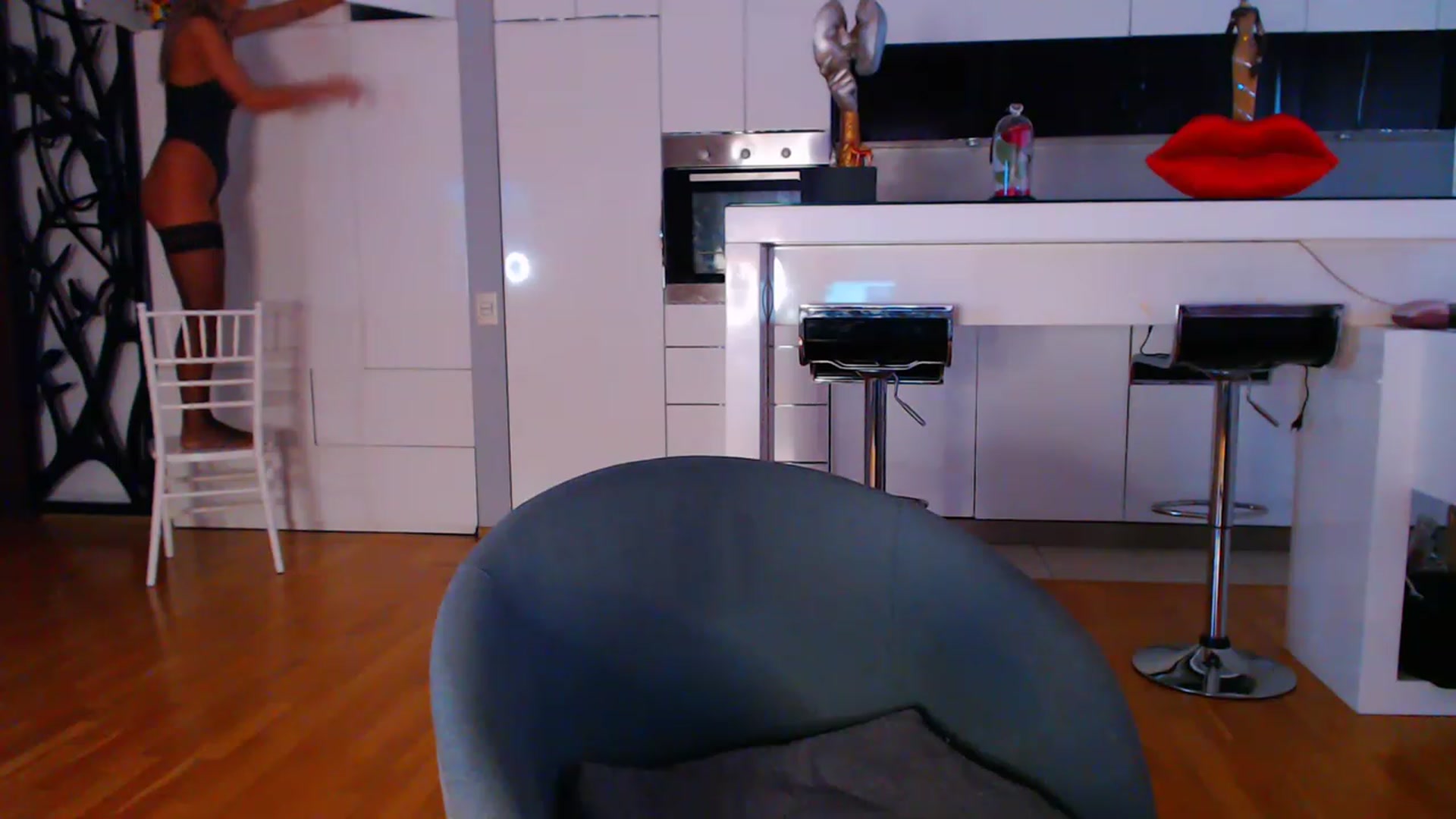 Gallery image thumbnail from D_y_y's myfreecams stream on, 06/05/2023, 03:38 image 17 of 20