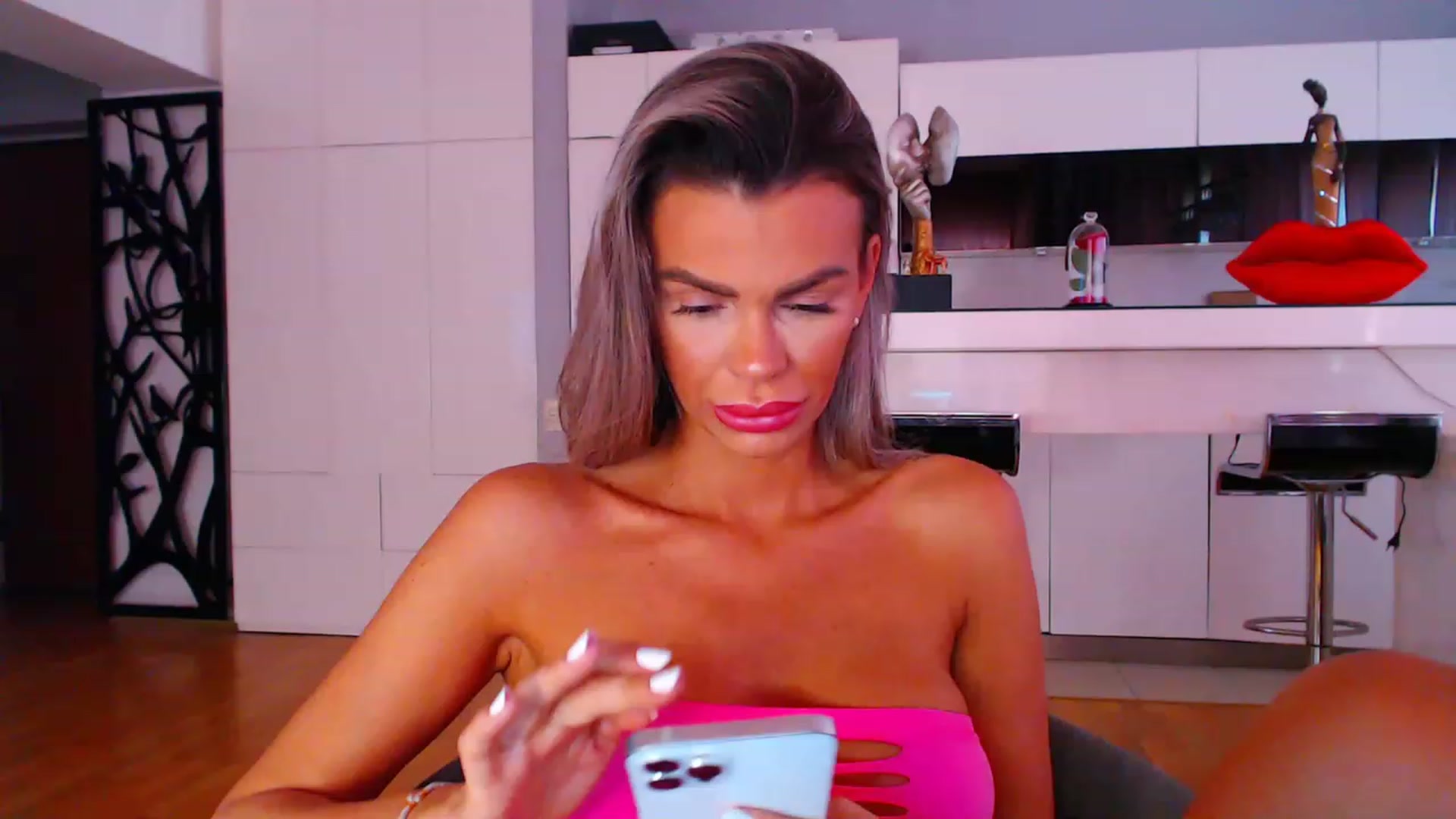 Gallery image thumbnail from D_y_y's myfreecams stream on, 06/10/2023, 04:21 image 8 of 20