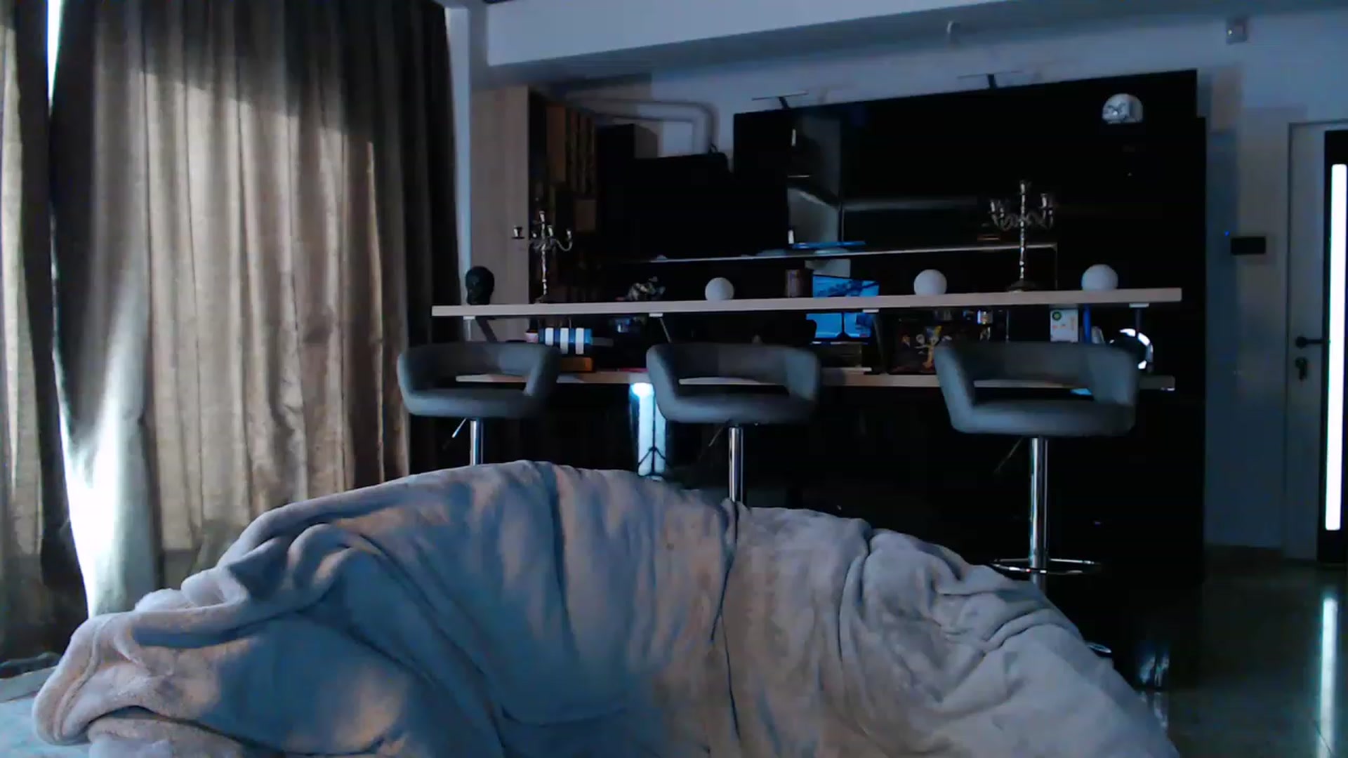 Gallery image thumbnail from D_y_y's myfreecams stream on, 06/11/2023, 05:21 image 9 of 20