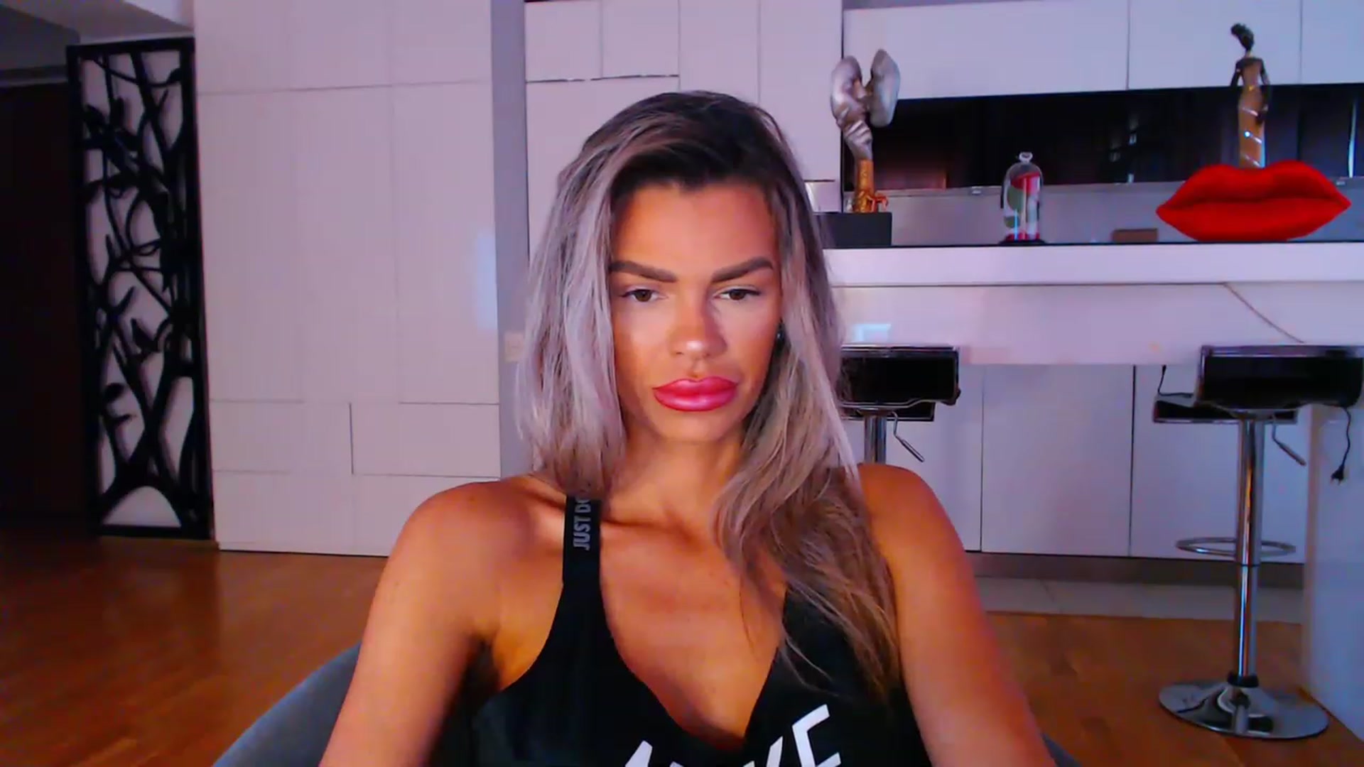Gallery image thumbnail from D_y_y's myfreecams stream on, 06/15/2023, 04:11 image 11 of 20