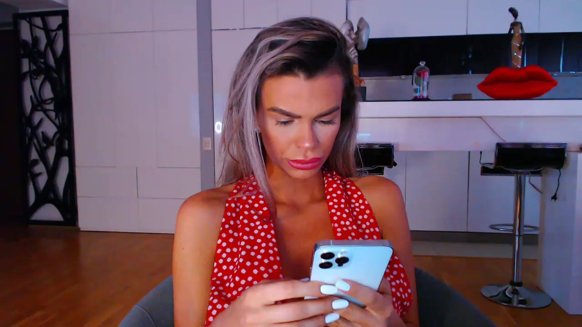 Gallery image thumbnail from D_y_y's myfreecams stream on, 06/16/2023, 04:22 image 11 of 20