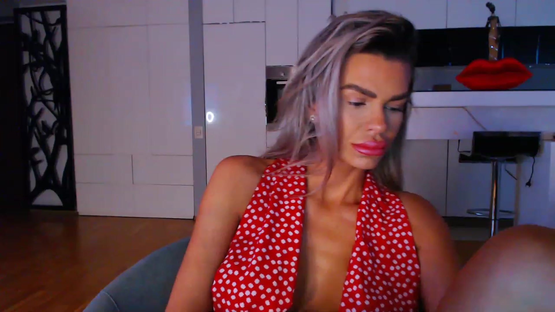 Gallery image thumbnail from D_y_y's myfreecams stream on, 06/16/2023, 04:22 image 6 of 20