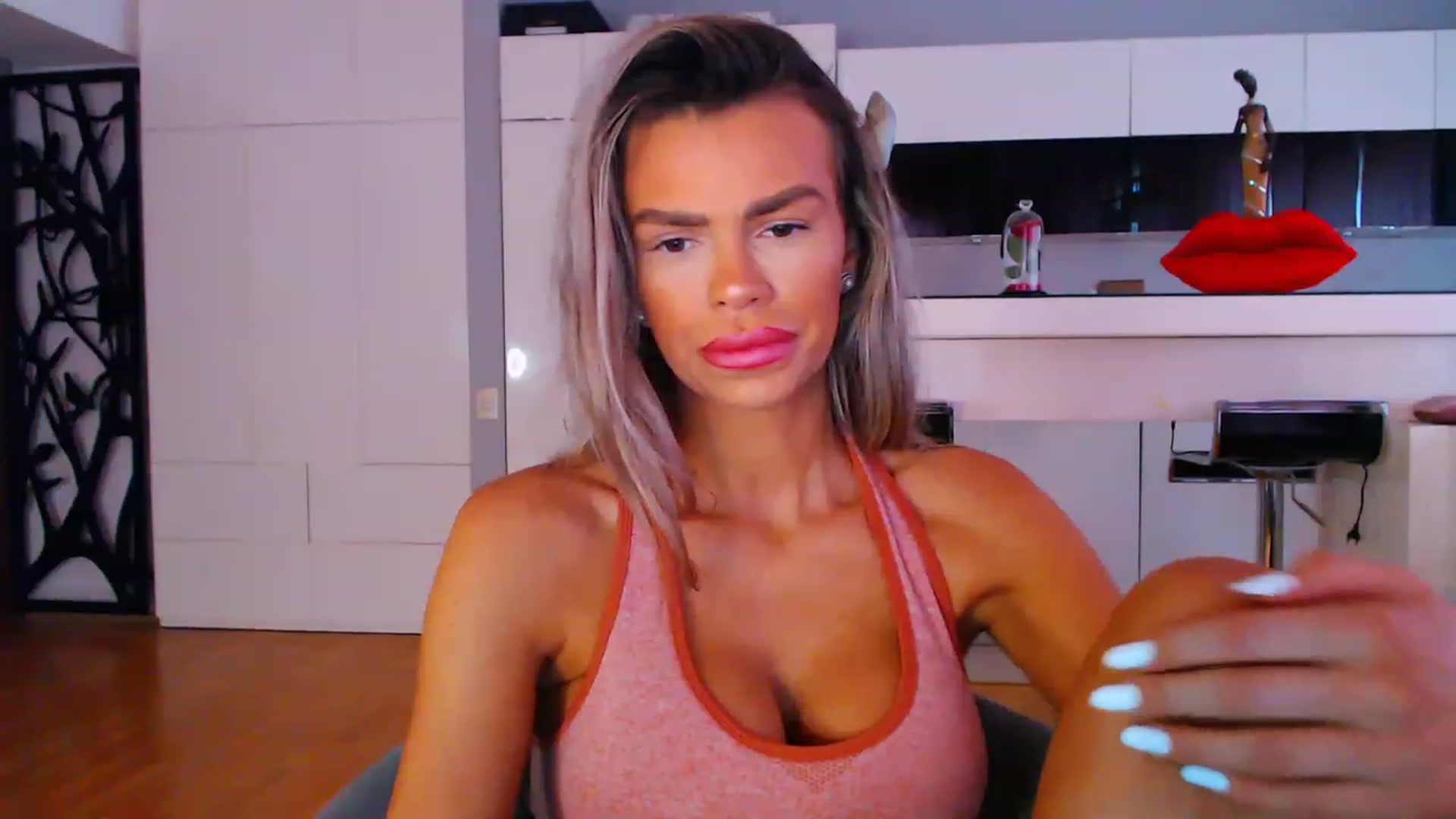 Gallery image thumbnail from D_y_y's myfreecams stream on, 06/17/2023, 05:38 image 9 of 20