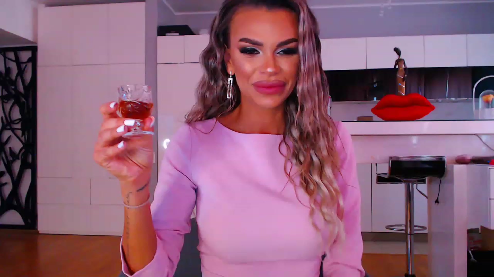 Gallery image thumbnail from D_y_y's myfreecams stream on, 06/18/2023, 05:20 image 5 of 20