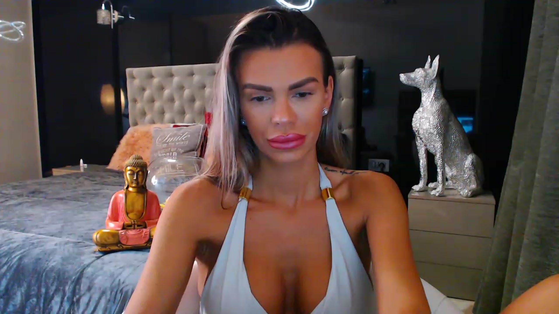 Gallery image thumbnail from D_y_y's myfreecams stream on, 06/23/2023, 04:54 image 11 of 20
