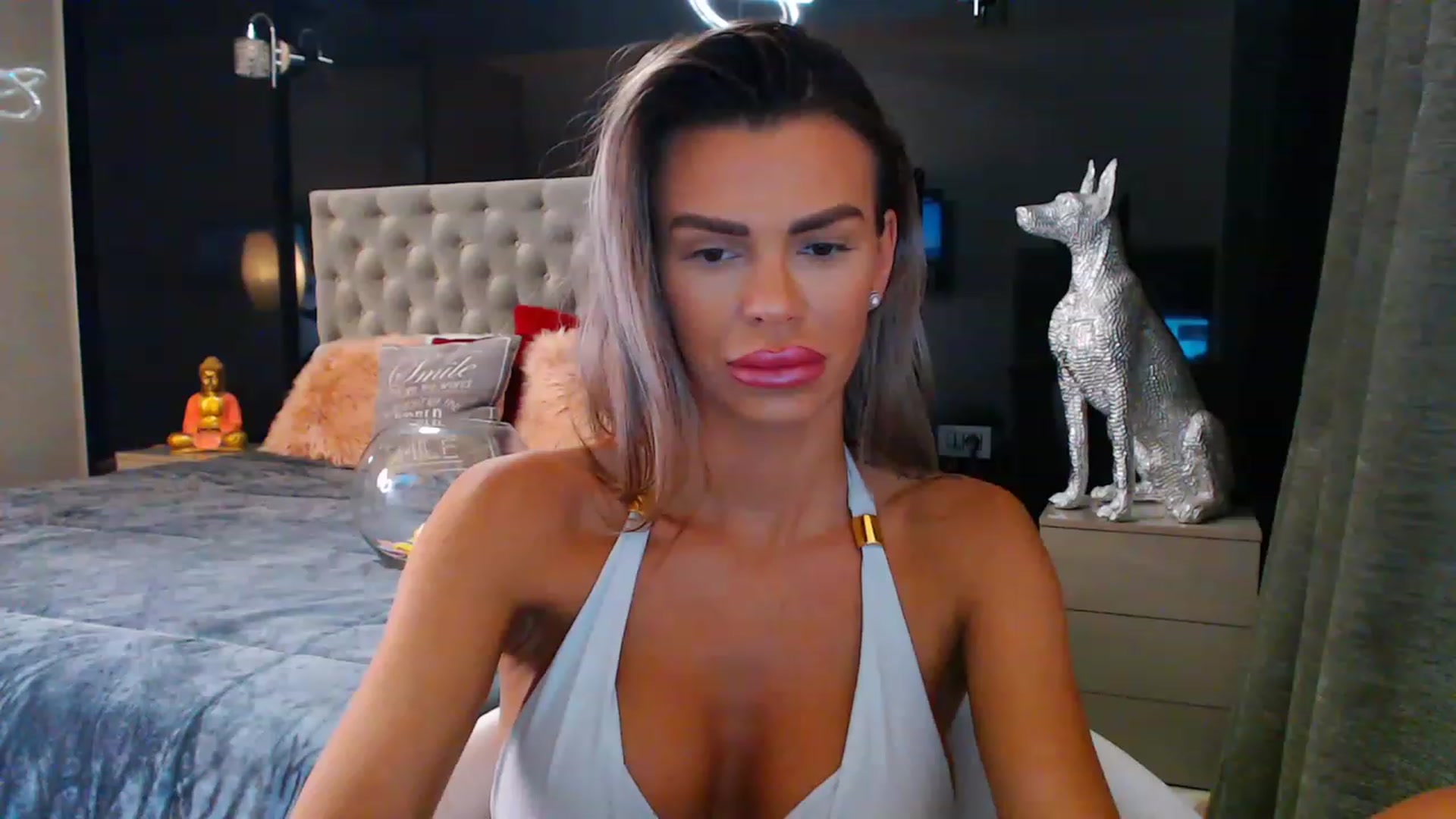 Gallery image thumbnail from D_y_y's myfreecams stream on, 06/23/2023, 04:54 image 20 of 20