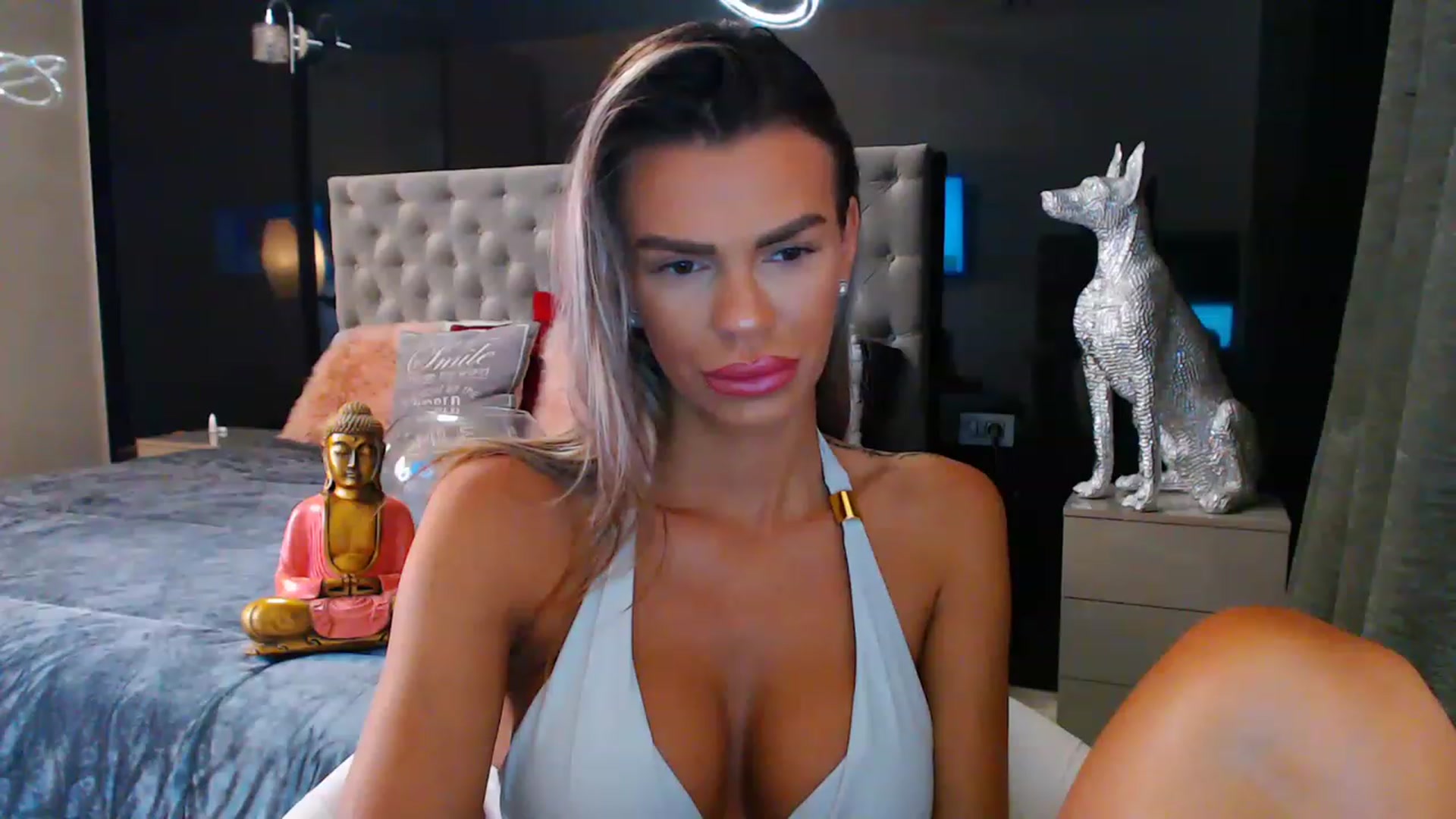 Gallery image thumbnail from D_y_y's myfreecams stream on, 06/23/2023, 04:54 image 10 of 20