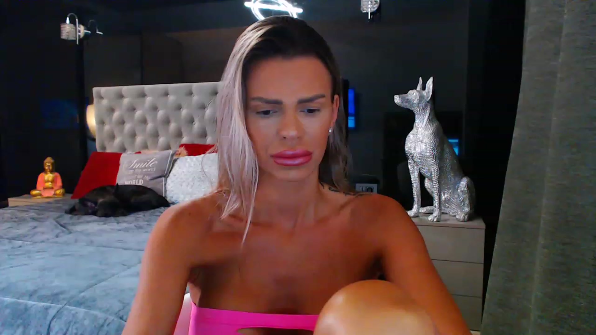 Gallery image thumbnail from D_y_y's myfreecams stream on, 07/06/2023, 04:15 image 15 of 20