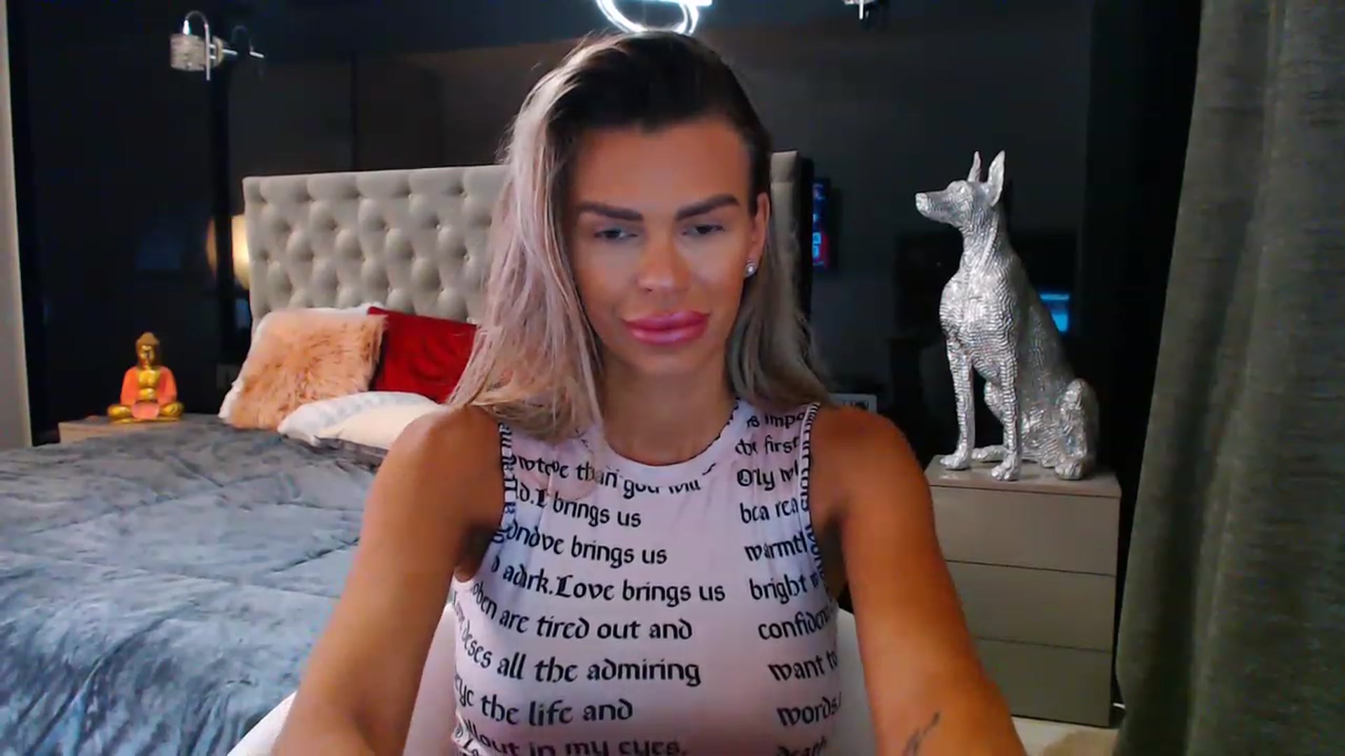 Gallery image thumbnail from D_y_y's myfreecams stream on, 07/10/2023, 04:46 image 9 of 20