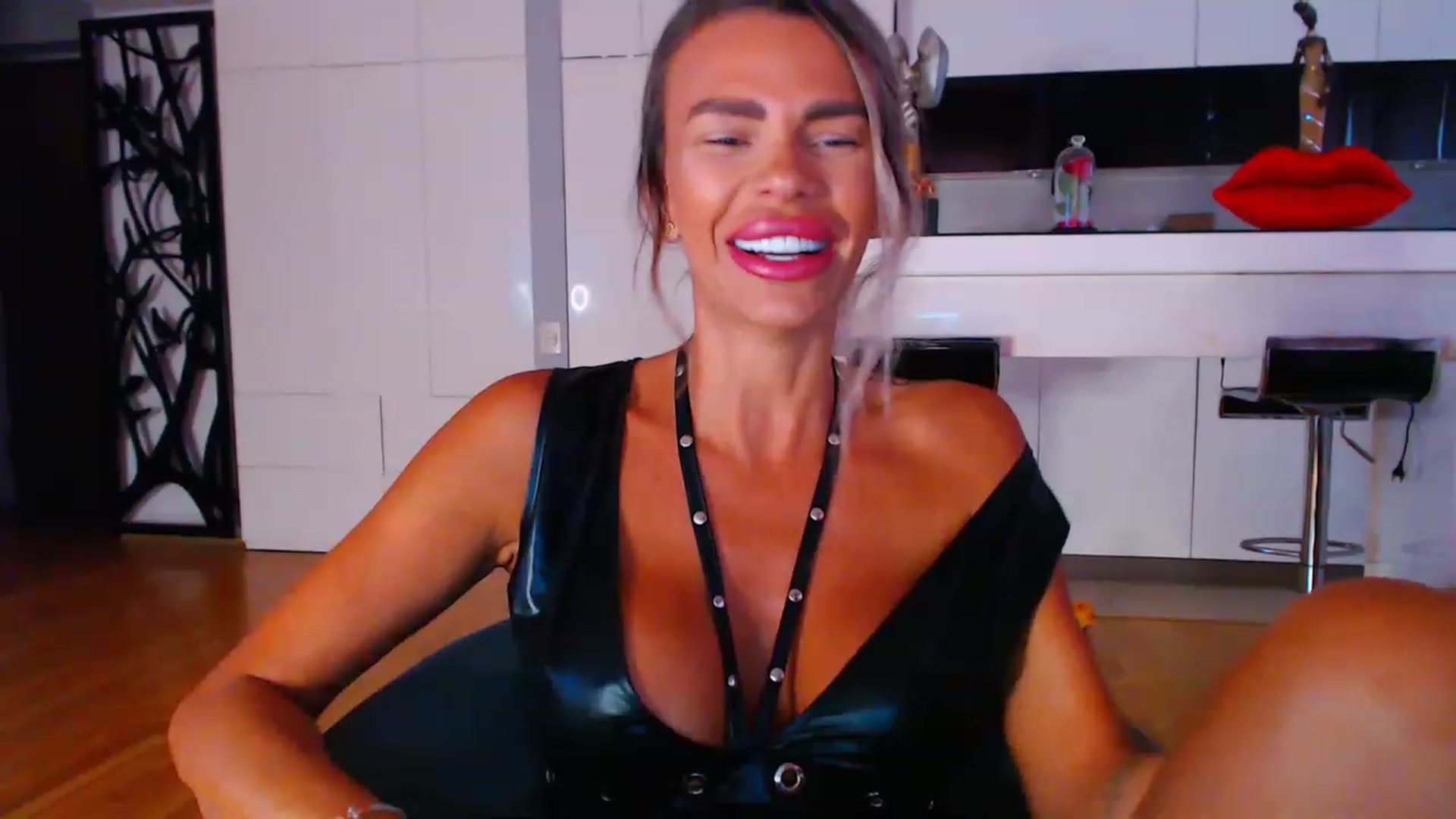Gallery image thumbnail from D_y_y's myfreecams stream on, 07/11/2023, 04:19 image 9 of 20