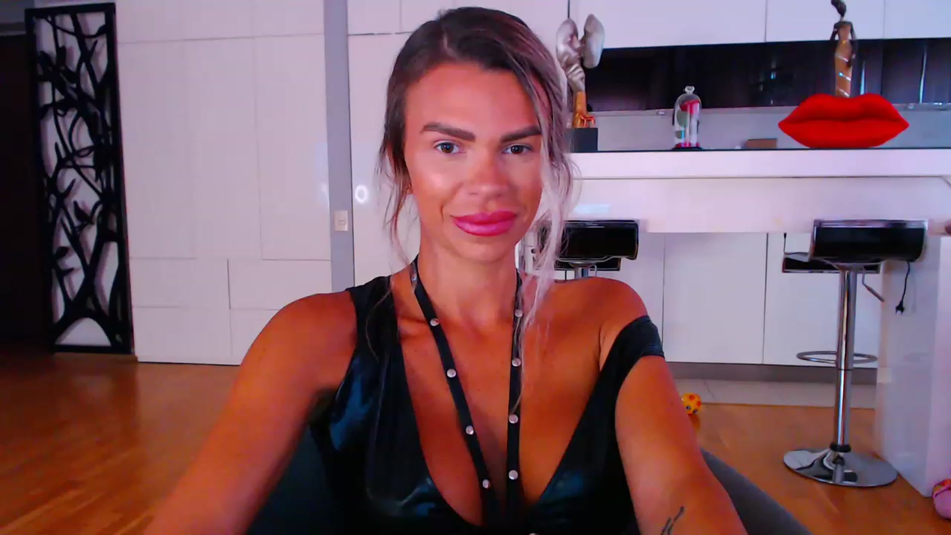 Gallery image thumbnail from D_y_y's myfreecams stream on, 07/11/2023, 04:19 image 19 of 20
