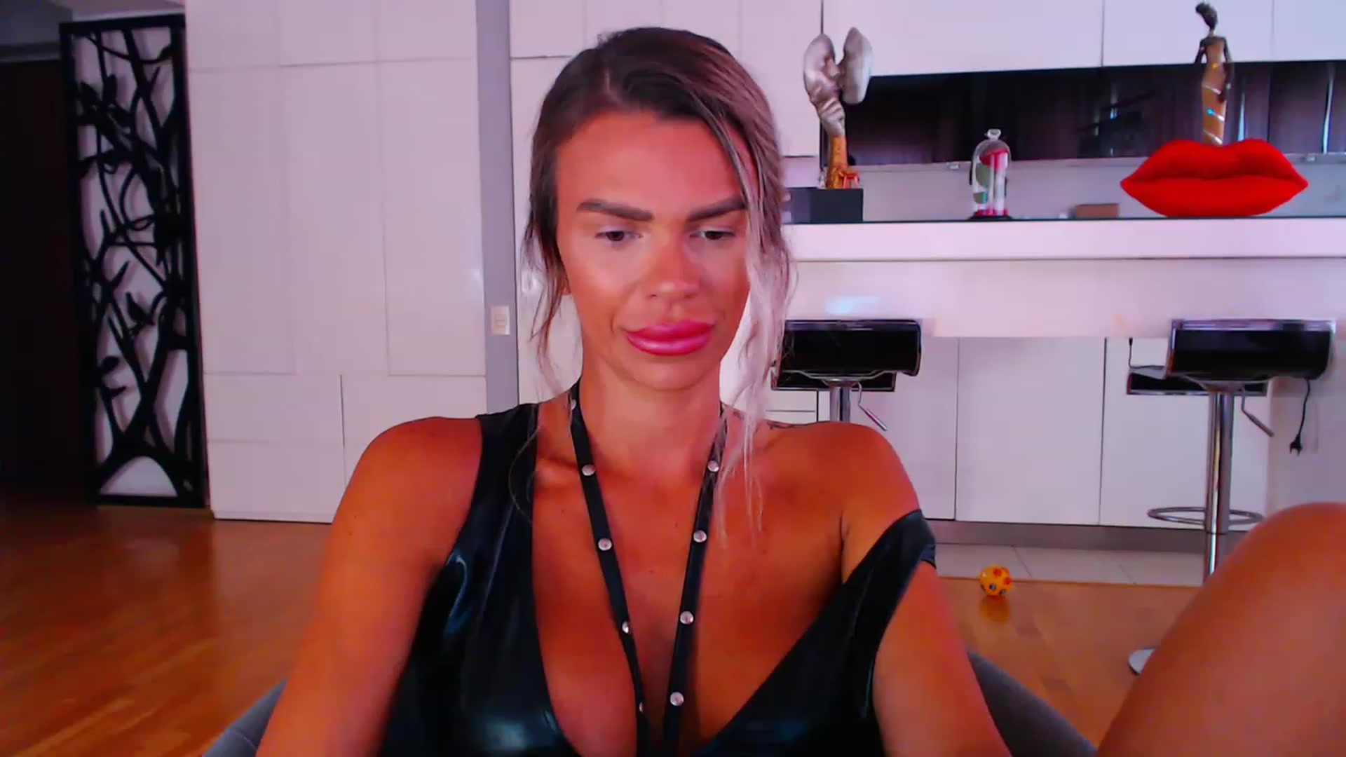 Gallery image thumbnail from D_y_y's myfreecams stream on, 07/11/2023, 05:06 image 1 of 20