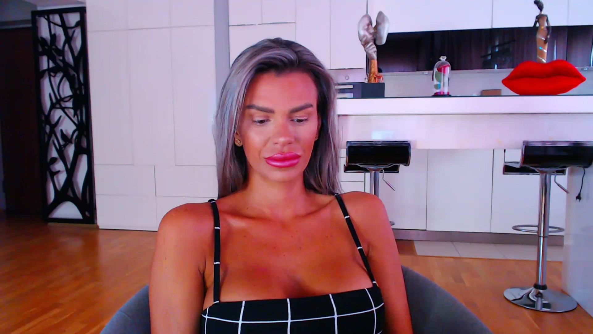 Gallery image thumbnail from D_y_y's myfreecams stream on, 07/12/2023, 05:01 image 13 of 20