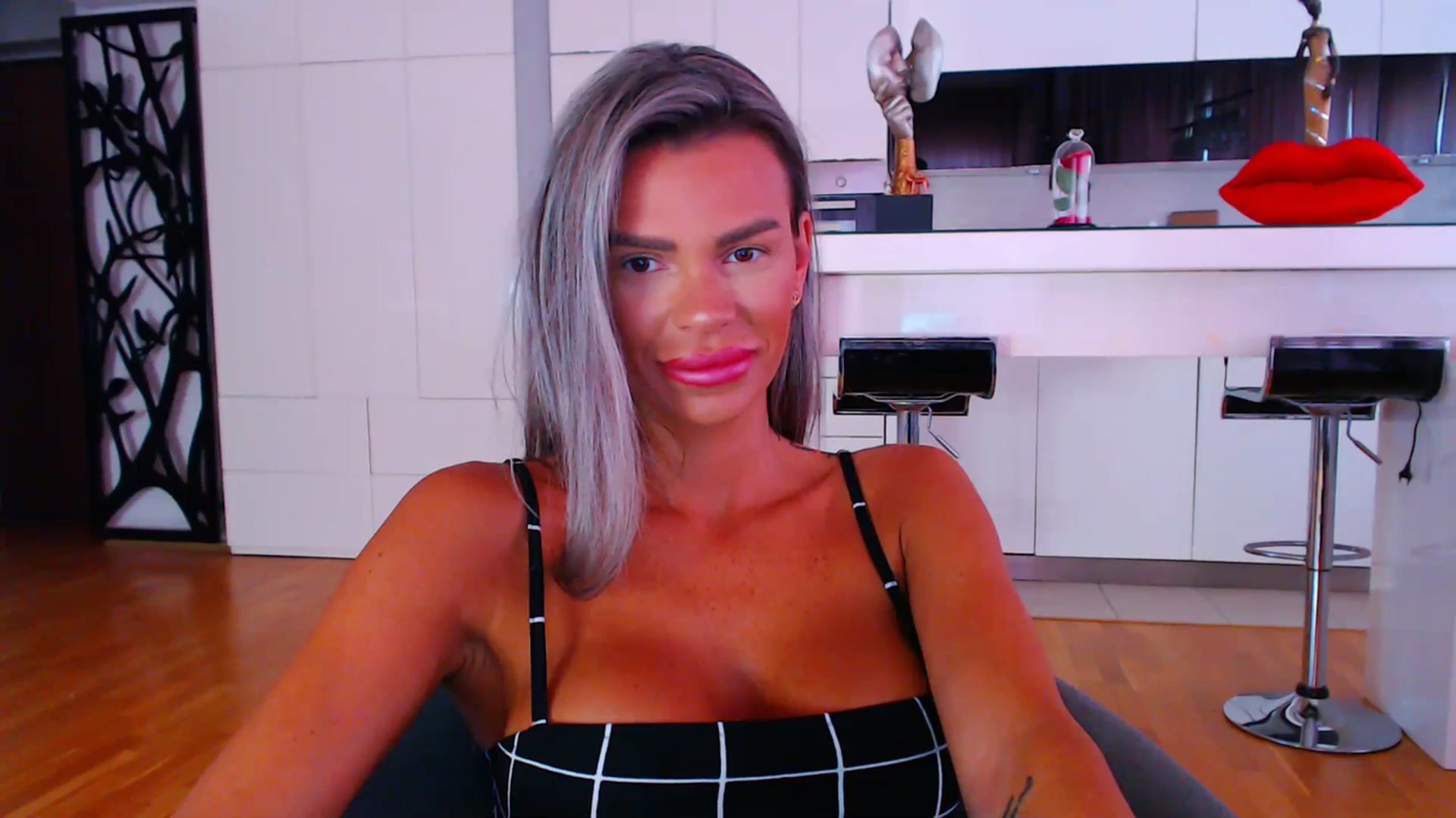 Gallery image thumbnail from D_y_y's myfreecams stream on, 07/12/2023, 05:01 image 1 of 20