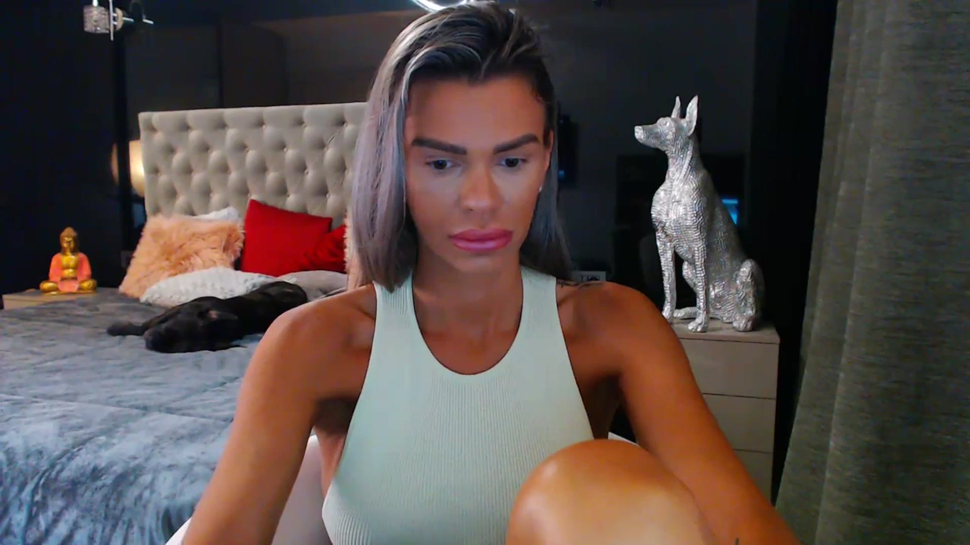 Gallery image thumbnail from D_y_y's myfreecams stream on, 07/14/2023, 03:53 image 16 of 20