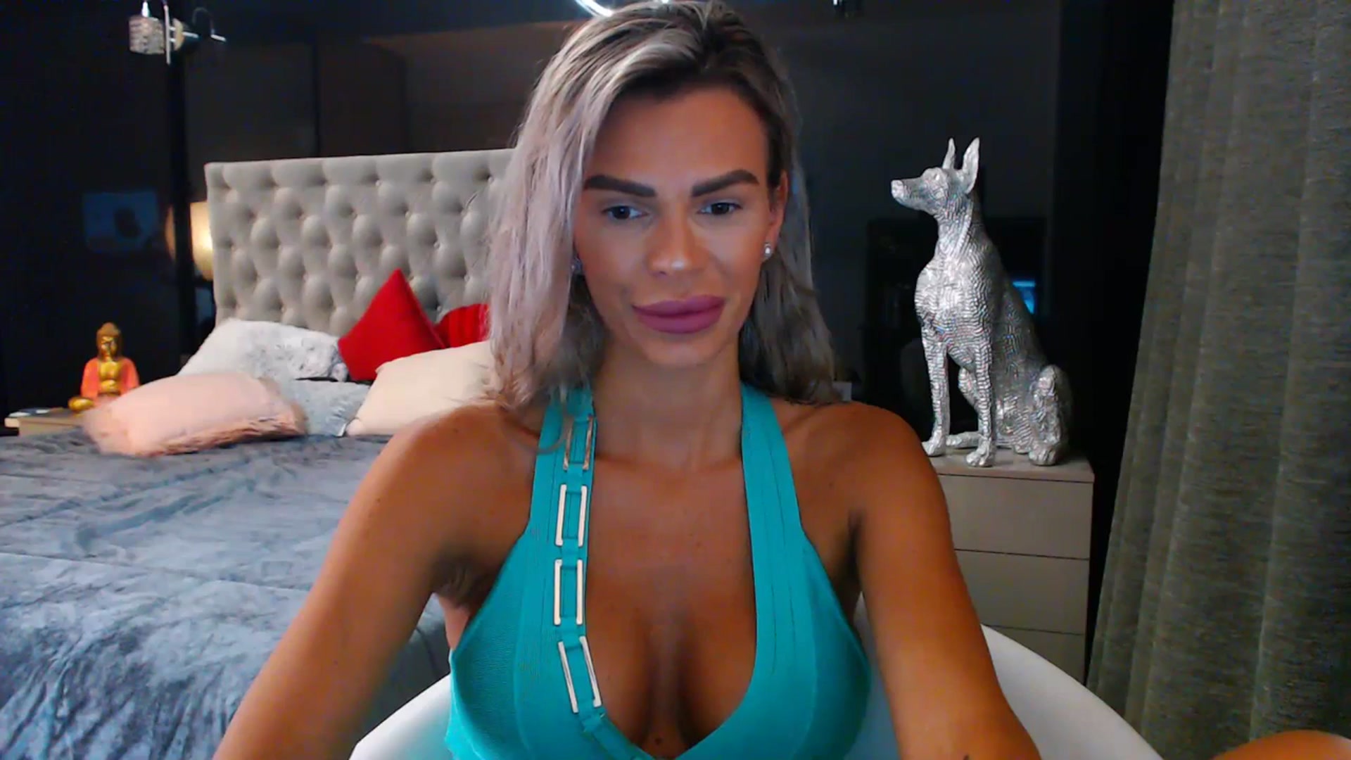 Gallery image thumbnail from D_y_y's myfreecams stream on, 07/17/2023, 05:15 image 15 of 20