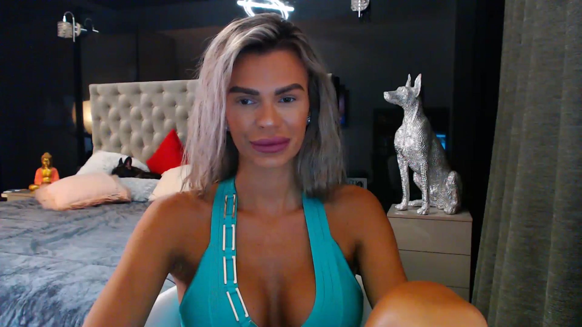 Gallery image thumbnail from D_y_y's myfreecams stream on, 07/17/2023, 05:15 image 9 of 20