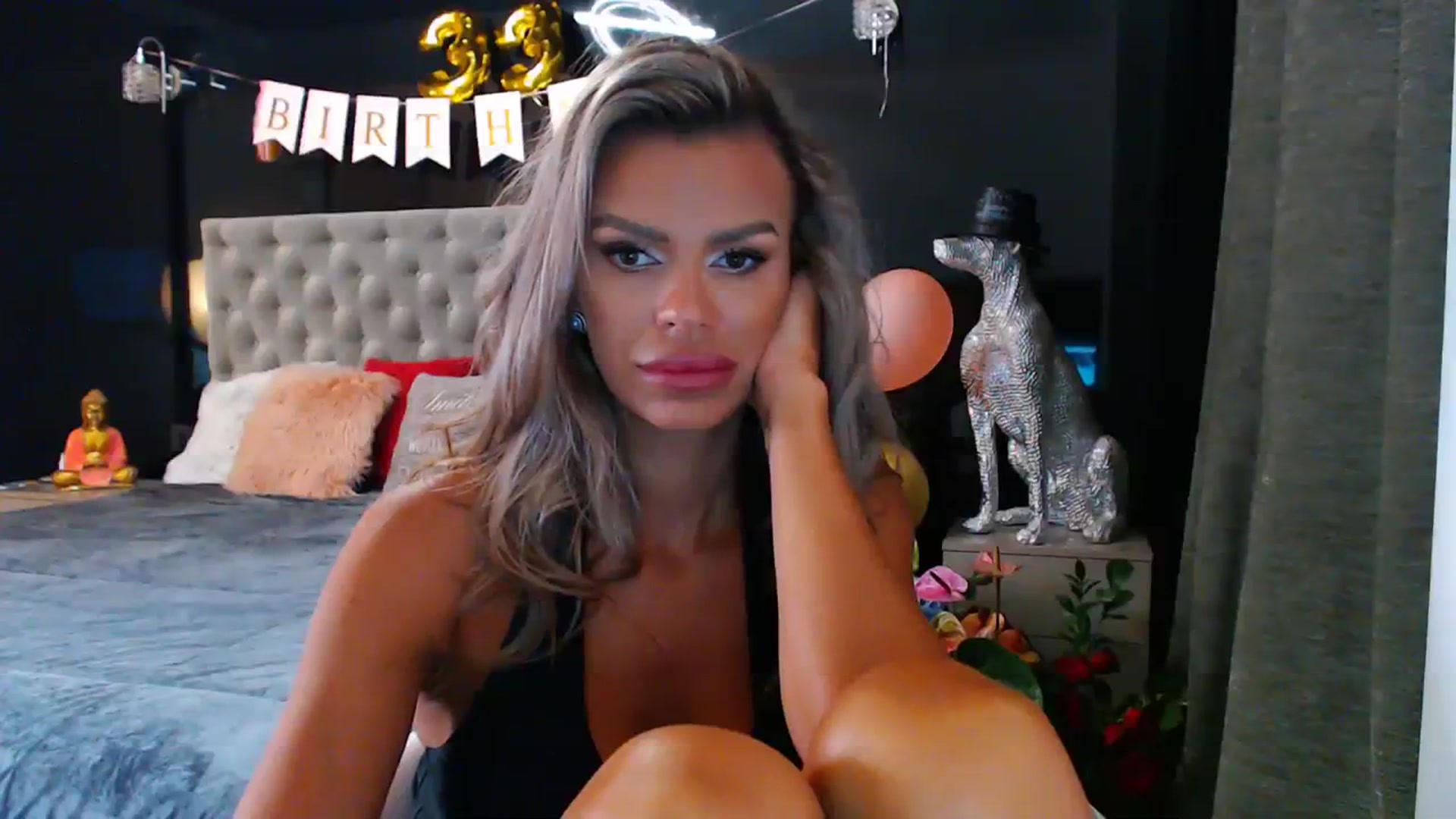 Gallery image thumbnail from D_y_y's myfreecams stream on, 07/24/2023, 04:31 image 19 of 20