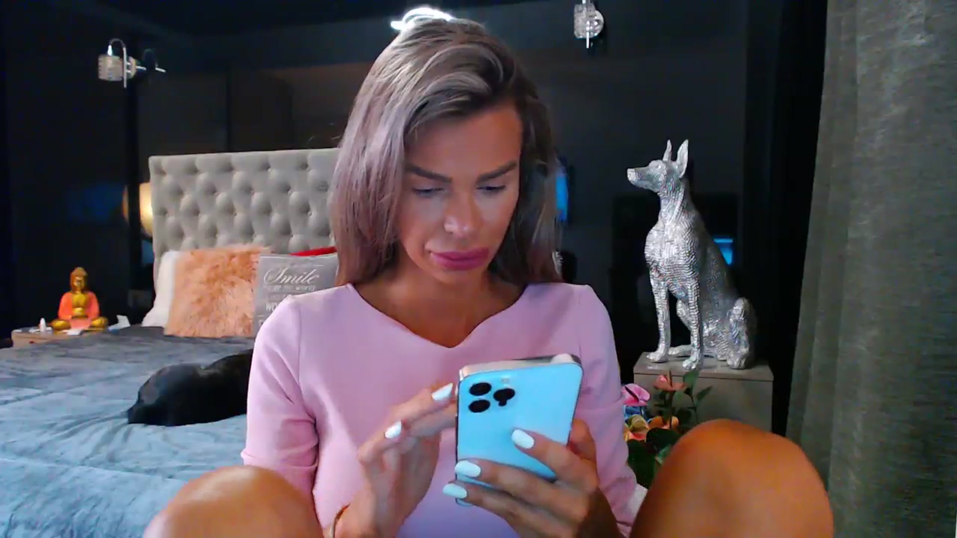 Gallery image thumbnail from D_y_y's myfreecams stream on, 07/26/2023, 04:30 image 17 of 20