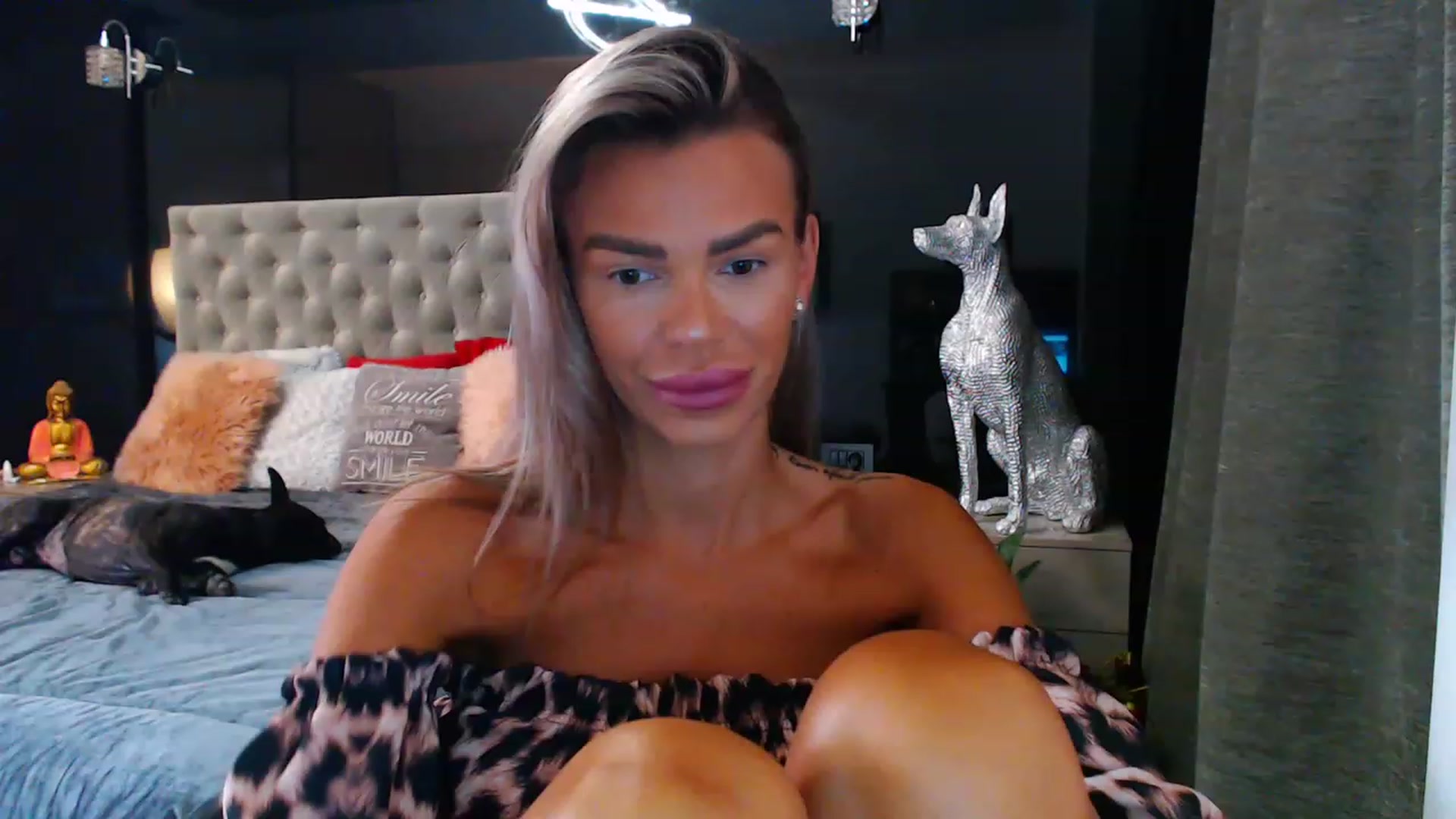 Gallery image thumbnail from D_y_y's myfreecams stream on, 07/27/2023, 04:28 image 6 of 20