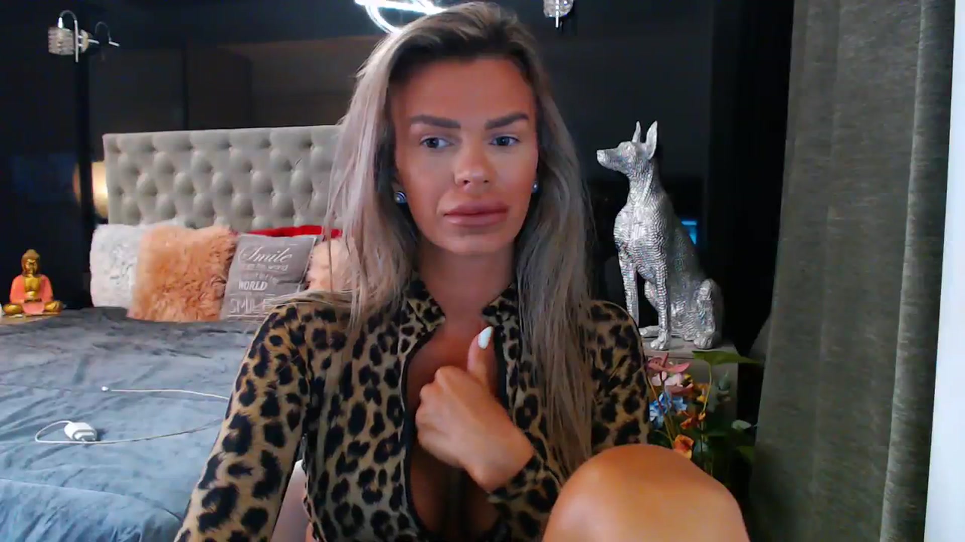 Gallery image thumbnail from D_y_y's myfreecams stream on, 07/30/2023, 05:08 image 4 of 20