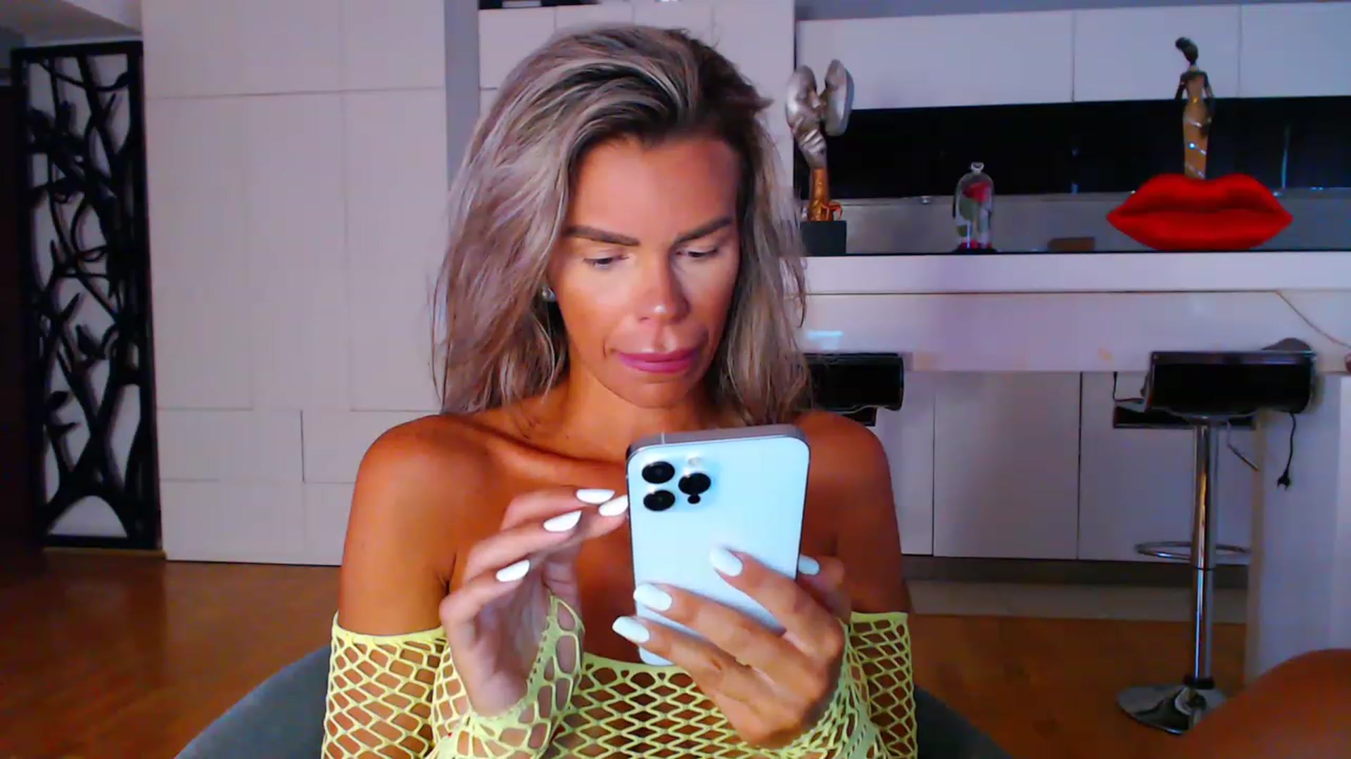 Gallery image thumbnail from D_y_y's myfreecams stream on, 07/31/2023, 04:50 image 16 of 20