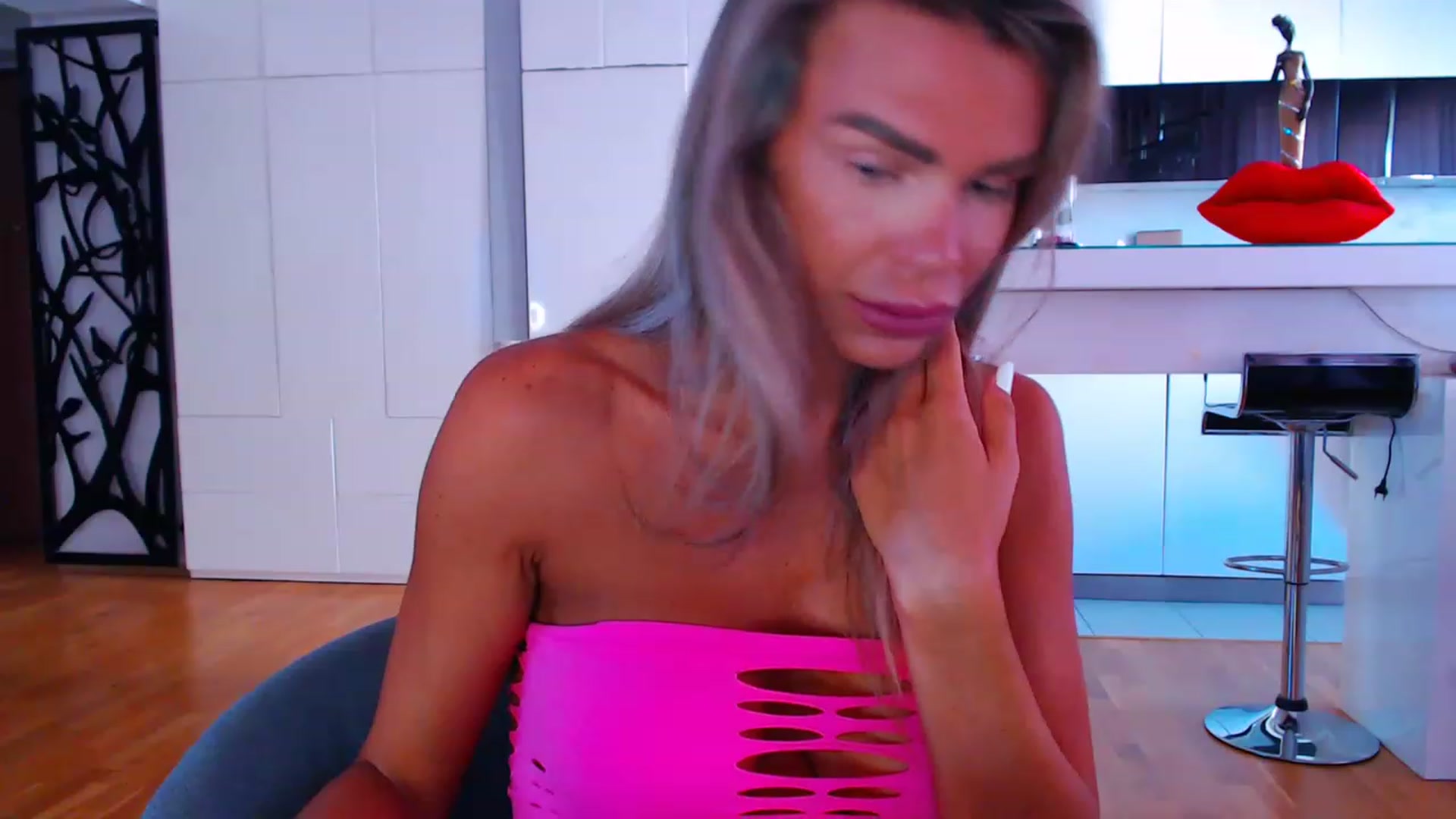 Gallery image thumbnail from D_y_y's myfreecams stream on, 08/01/2023, 05:35 image 9 of 20