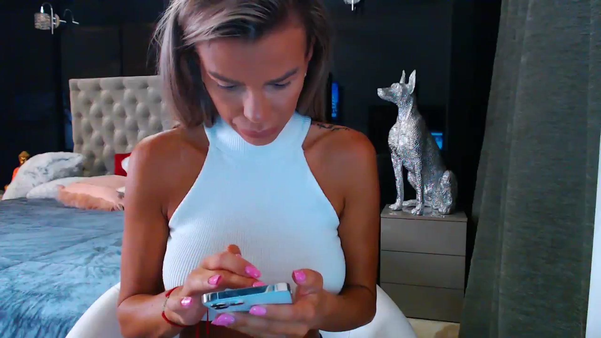 Gallery image thumbnail from D_y_y's myfreecams stream on, 08/12/2023, 03:10 image 19 of 20
