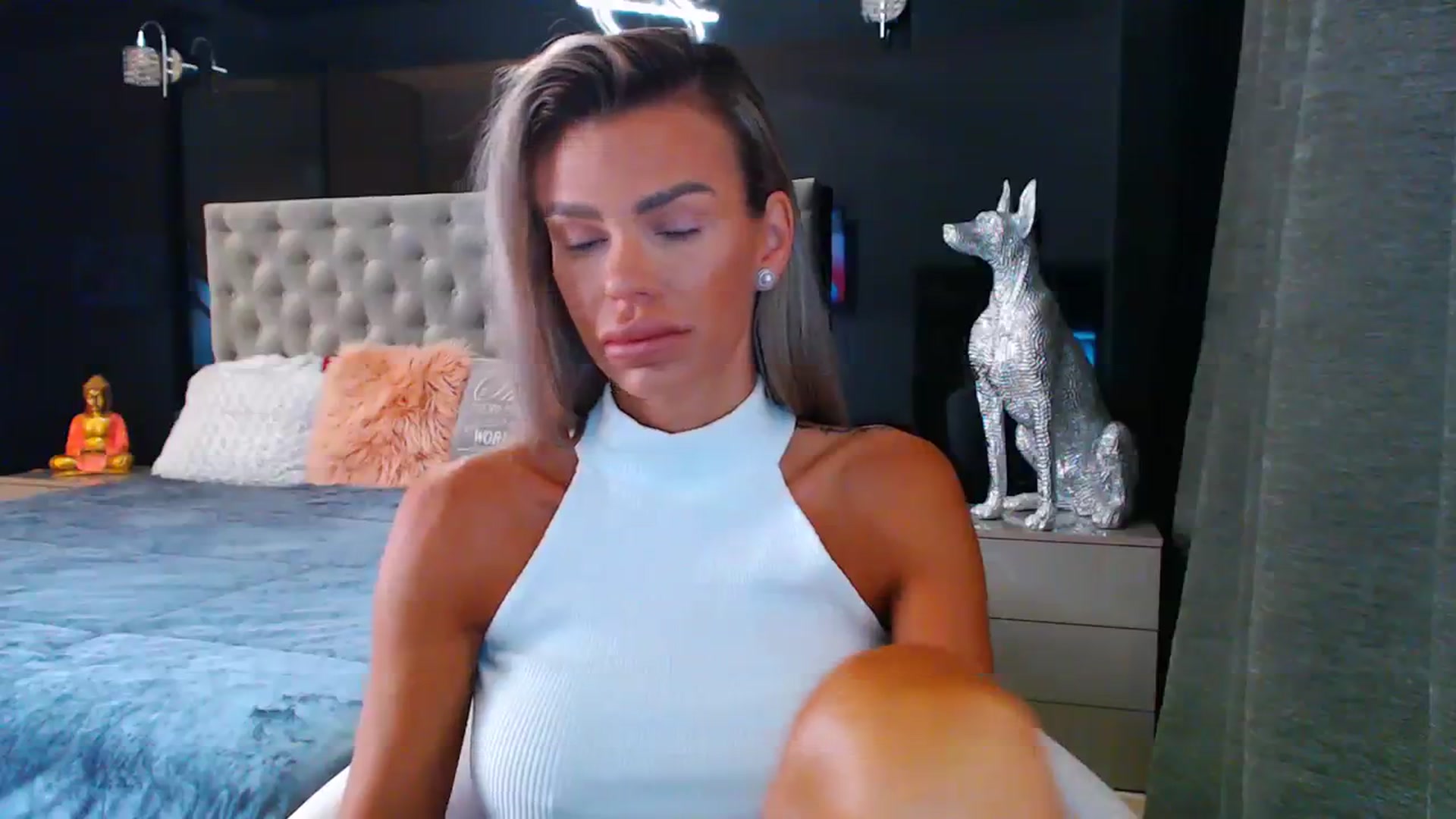 Gallery image thumbnail from D_y_y's myfreecams stream on, 08/12/2023, 03:10 image 3 of 20