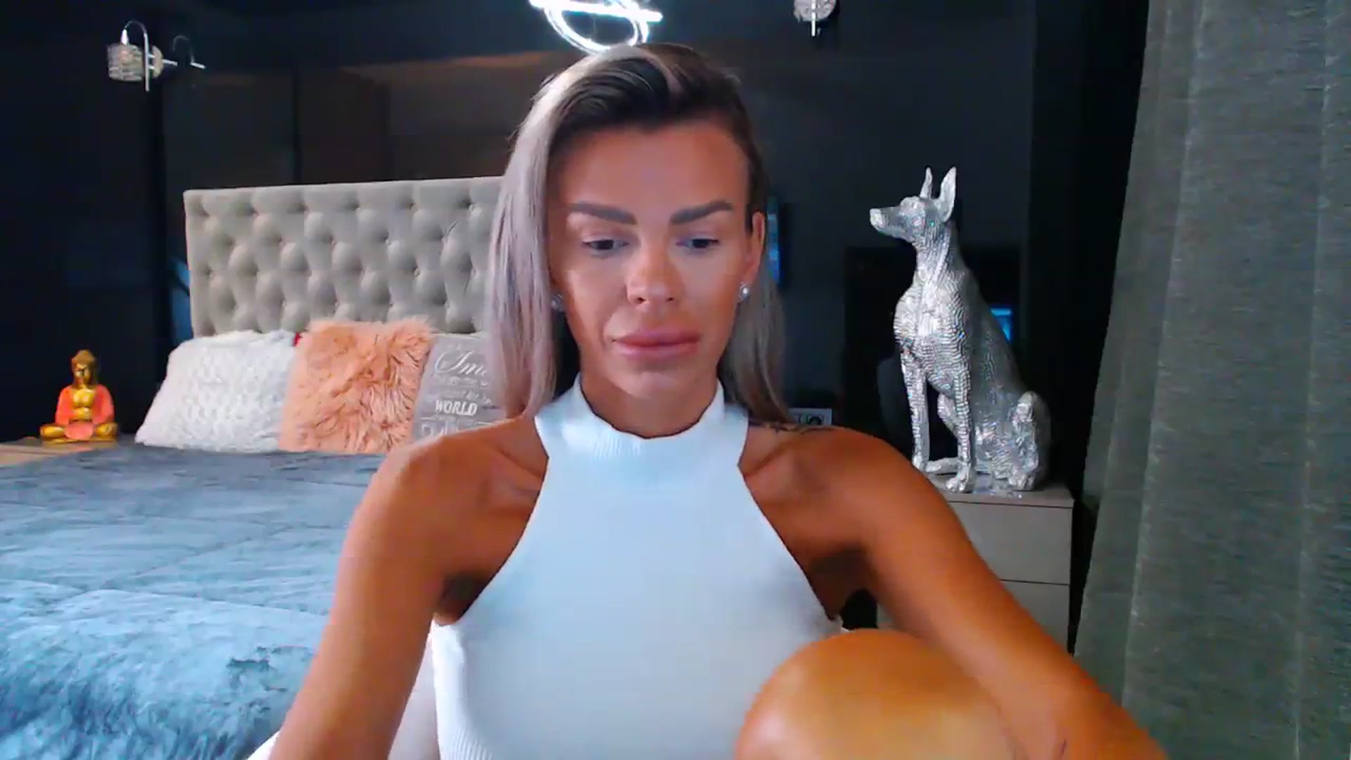 Gallery image thumbnail from D_y_y's myfreecams stream on, 08/12/2023, 03:10 image 2 of 20
