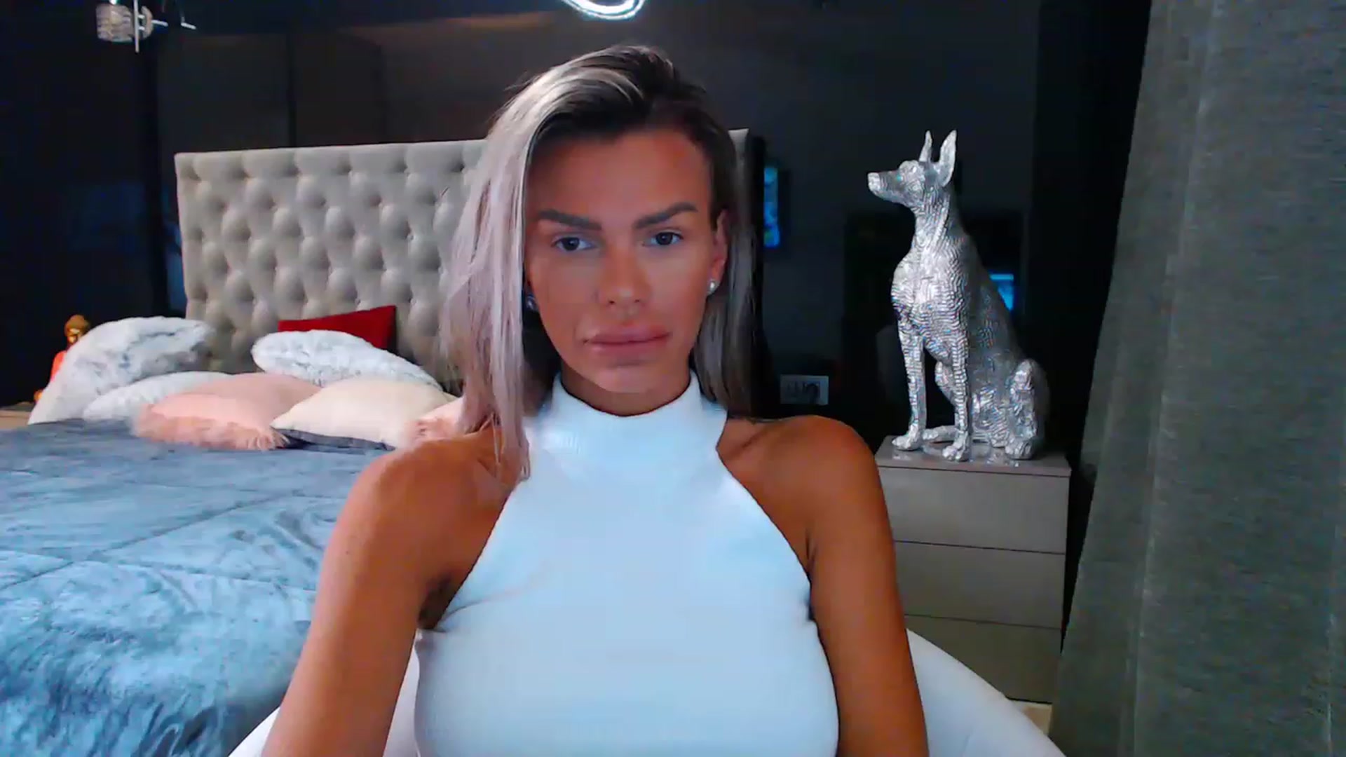 Gallery image thumbnail from D_y_y's myfreecams stream on, 08/12/2023, 04:51 image 20 of 20