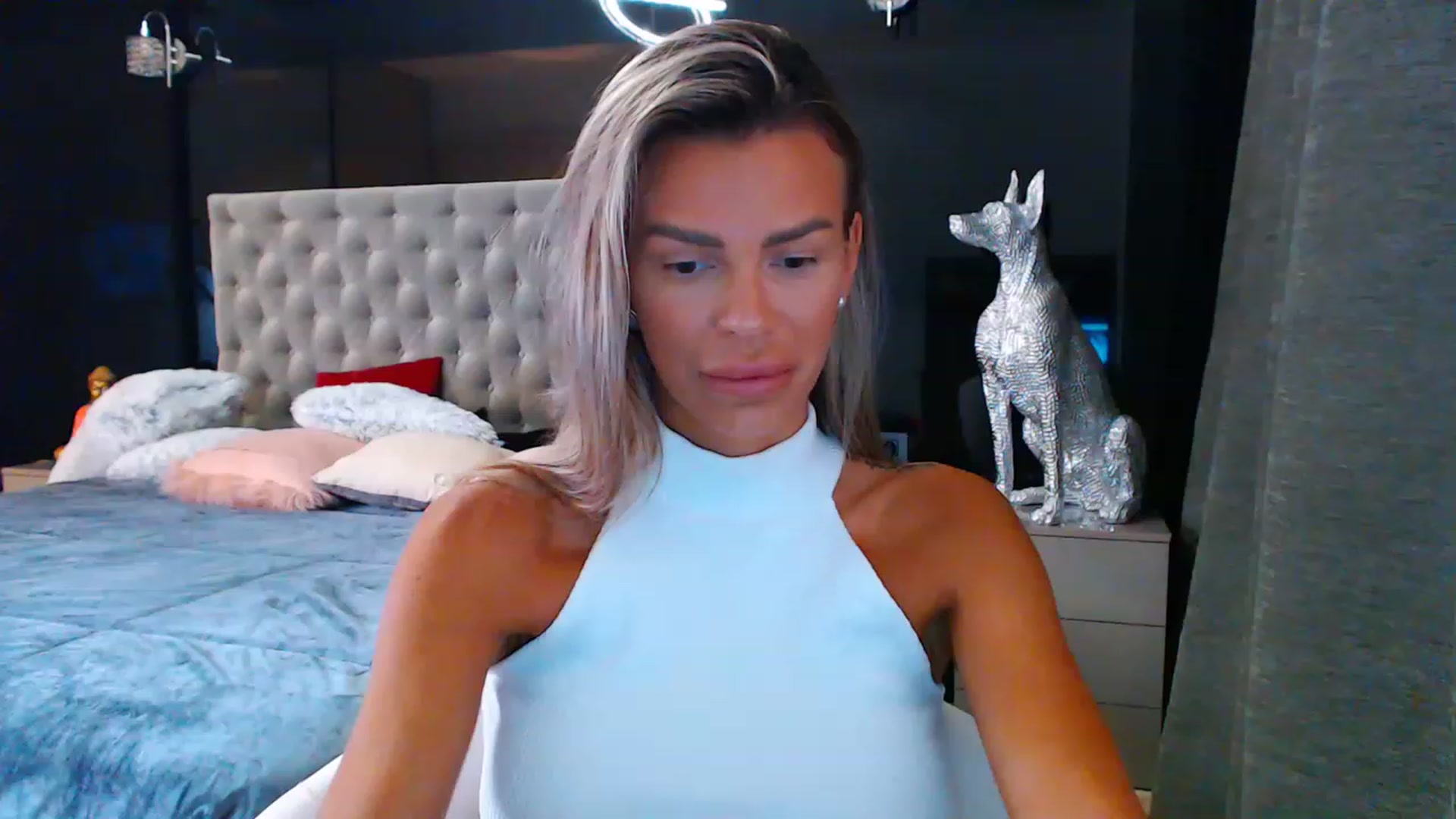 Gallery image thumbnail from D_y_y's myfreecams stream on, 08/12/2023, 04:51 image 16 of 20