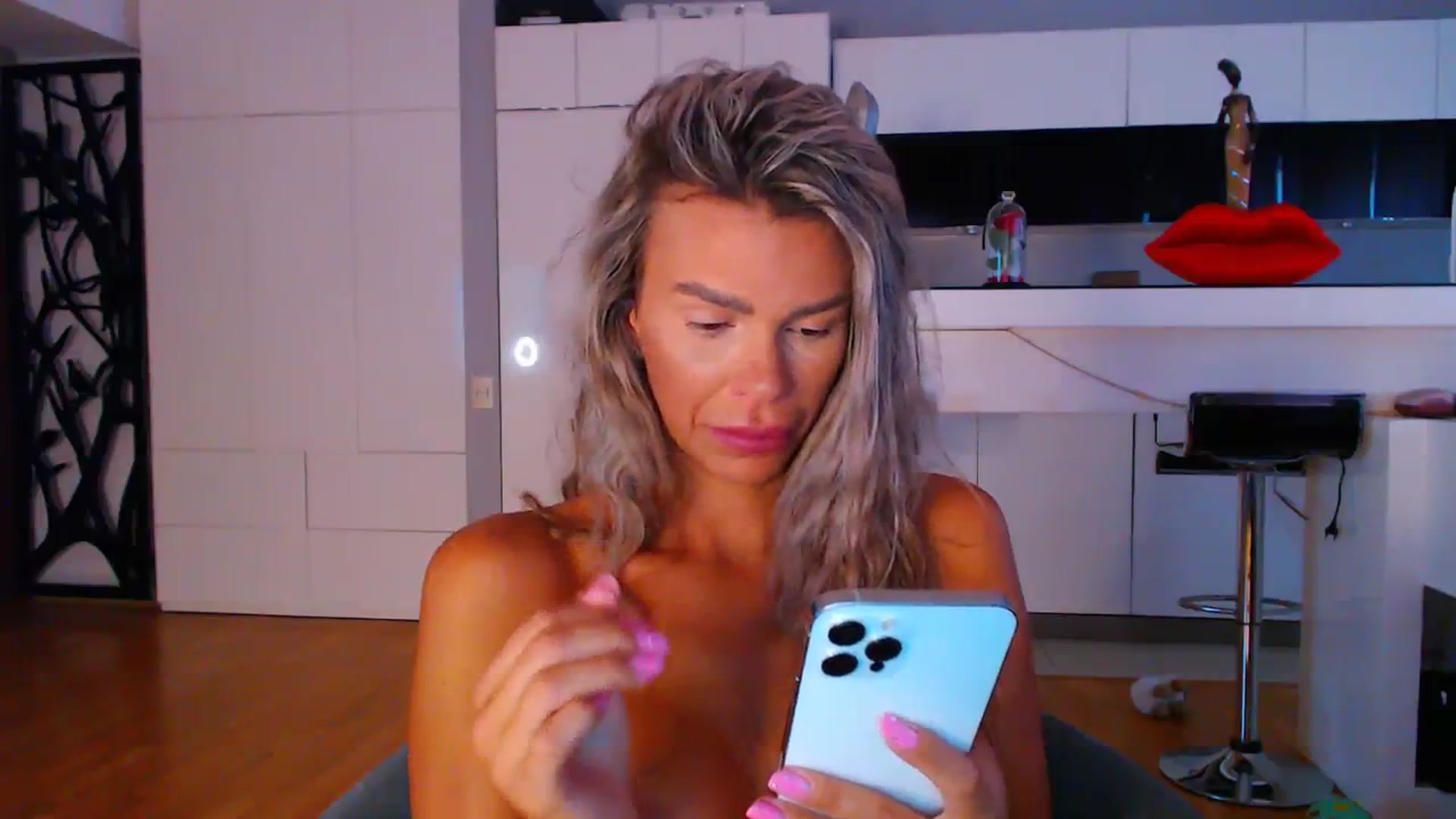Gallery image thumbnail from D_y_y's myfreecams stream on, 08/16/2023, 04:34 image 19 of 20