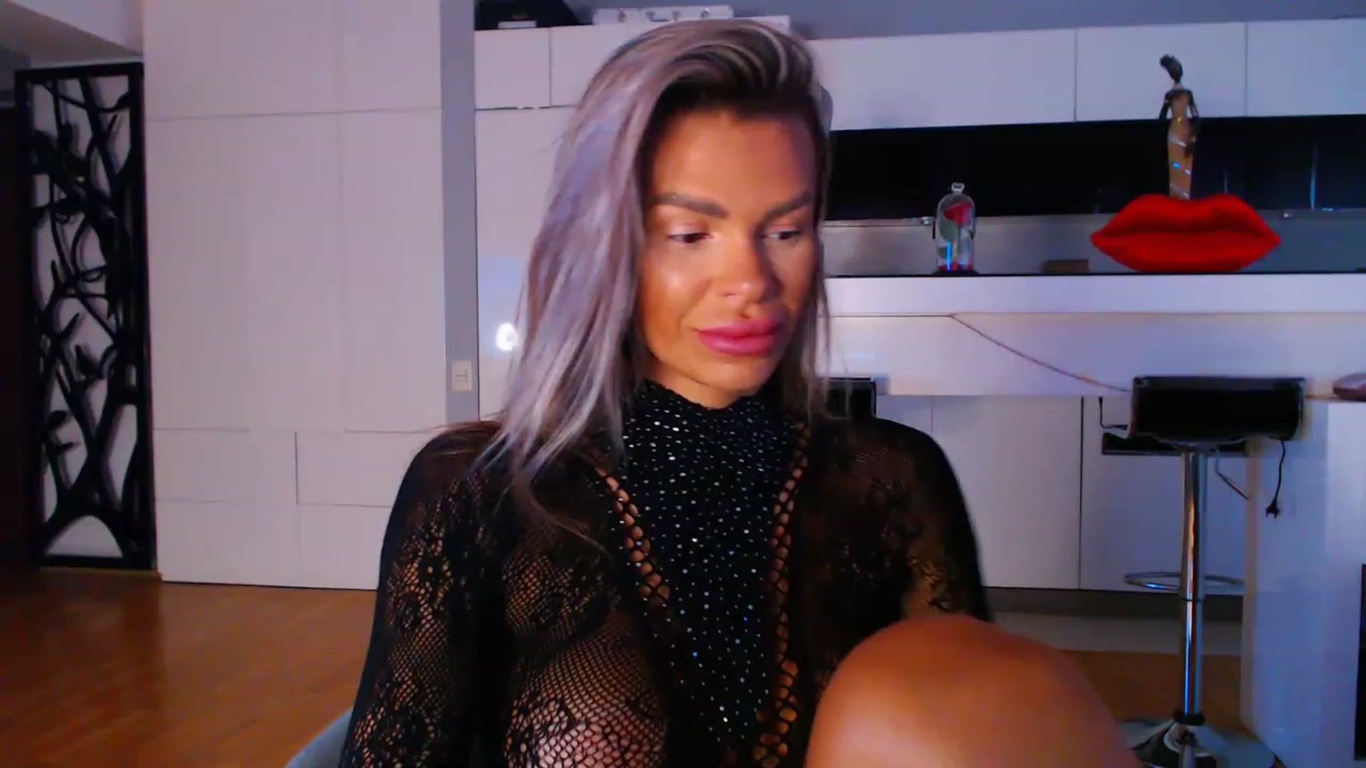 Gallery image thumbnail from D_y_y's myfreecams stream on, 08/17/2023, 04:35 image 9 of 20