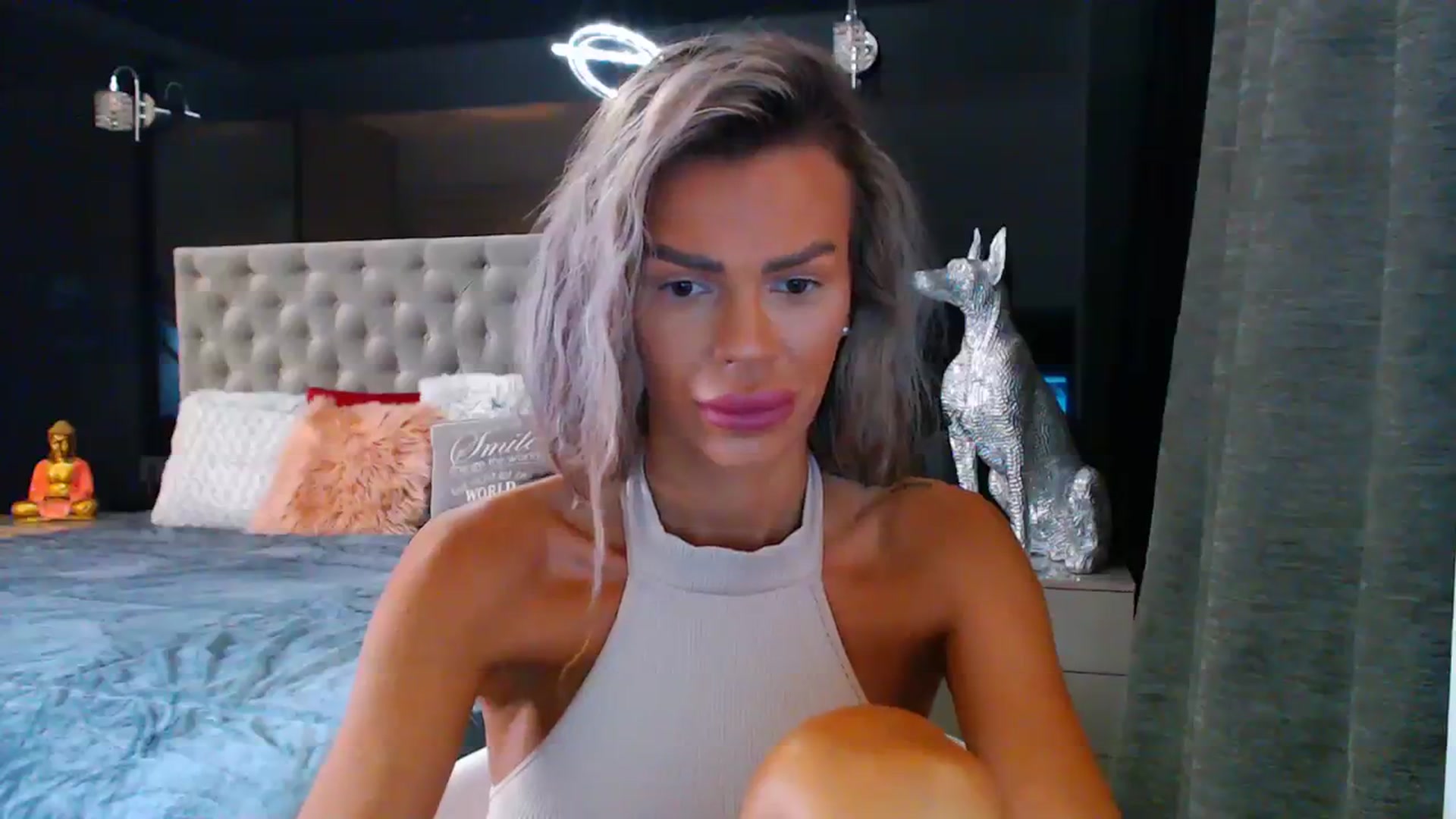 Gallery image thumbnail from D_y_y's myfreecams stream on, 08/18/2023, 03:24 image 20 of 20