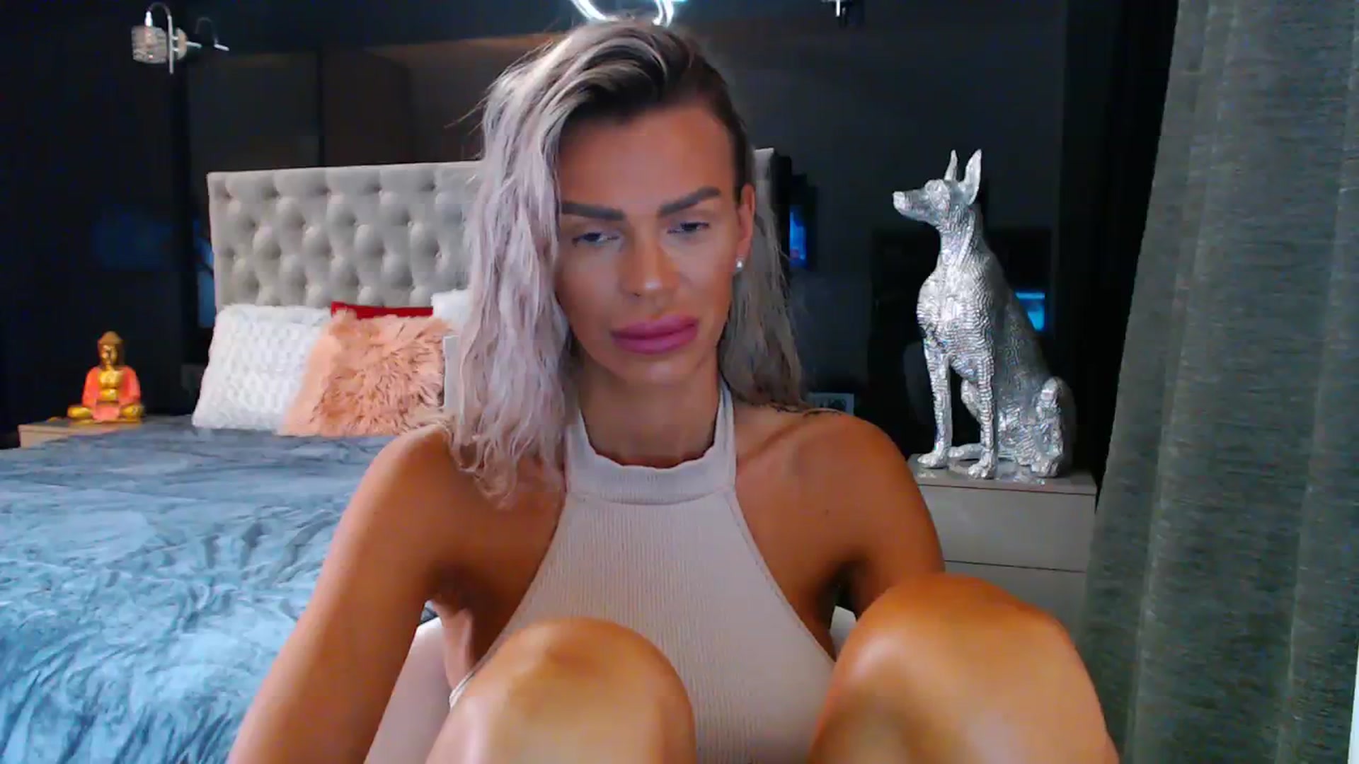 Gallery image thumbnail from D_y_y's myfreecams stream on, 08/18/2023, 04:18 image 19 of 20