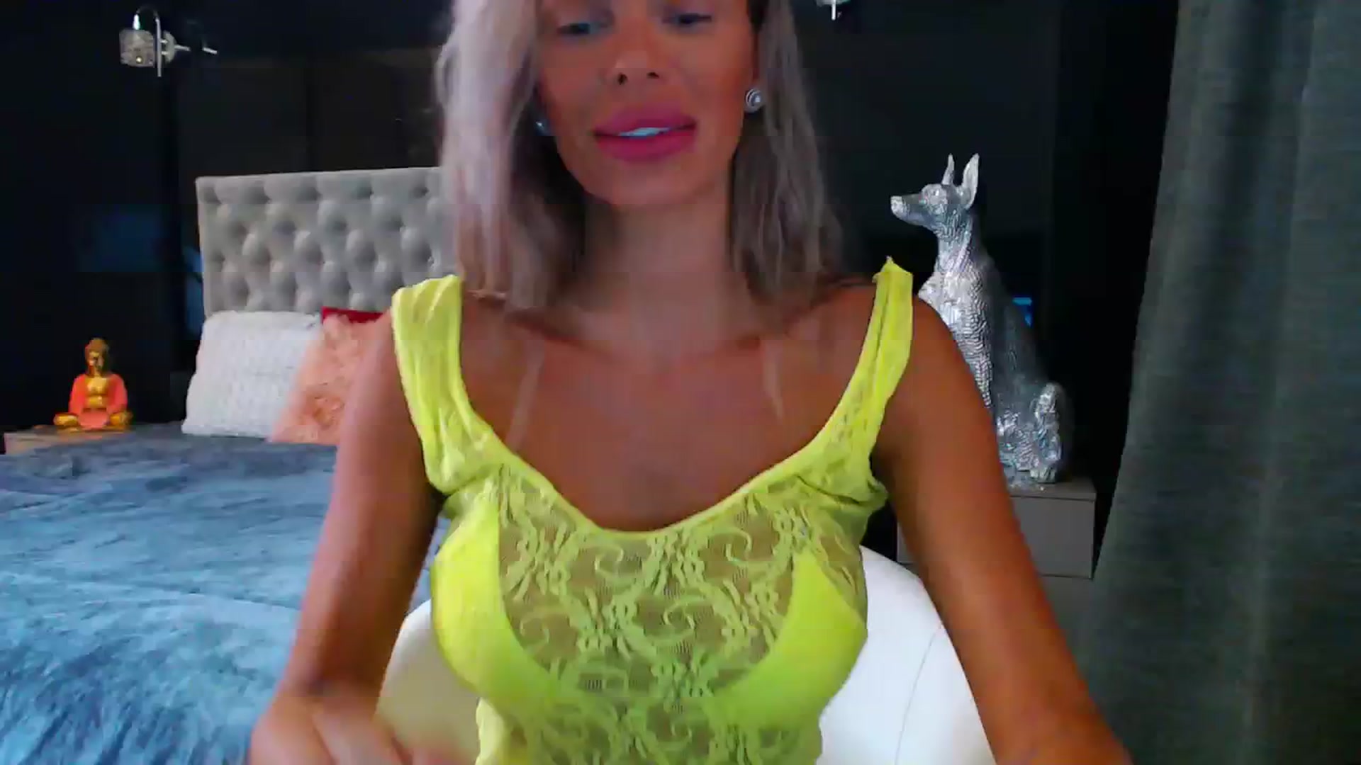 Gallery image thumbnail from D_y_y's myfreecams stream on, 08/19/2023, 04:41 image 8 of 20