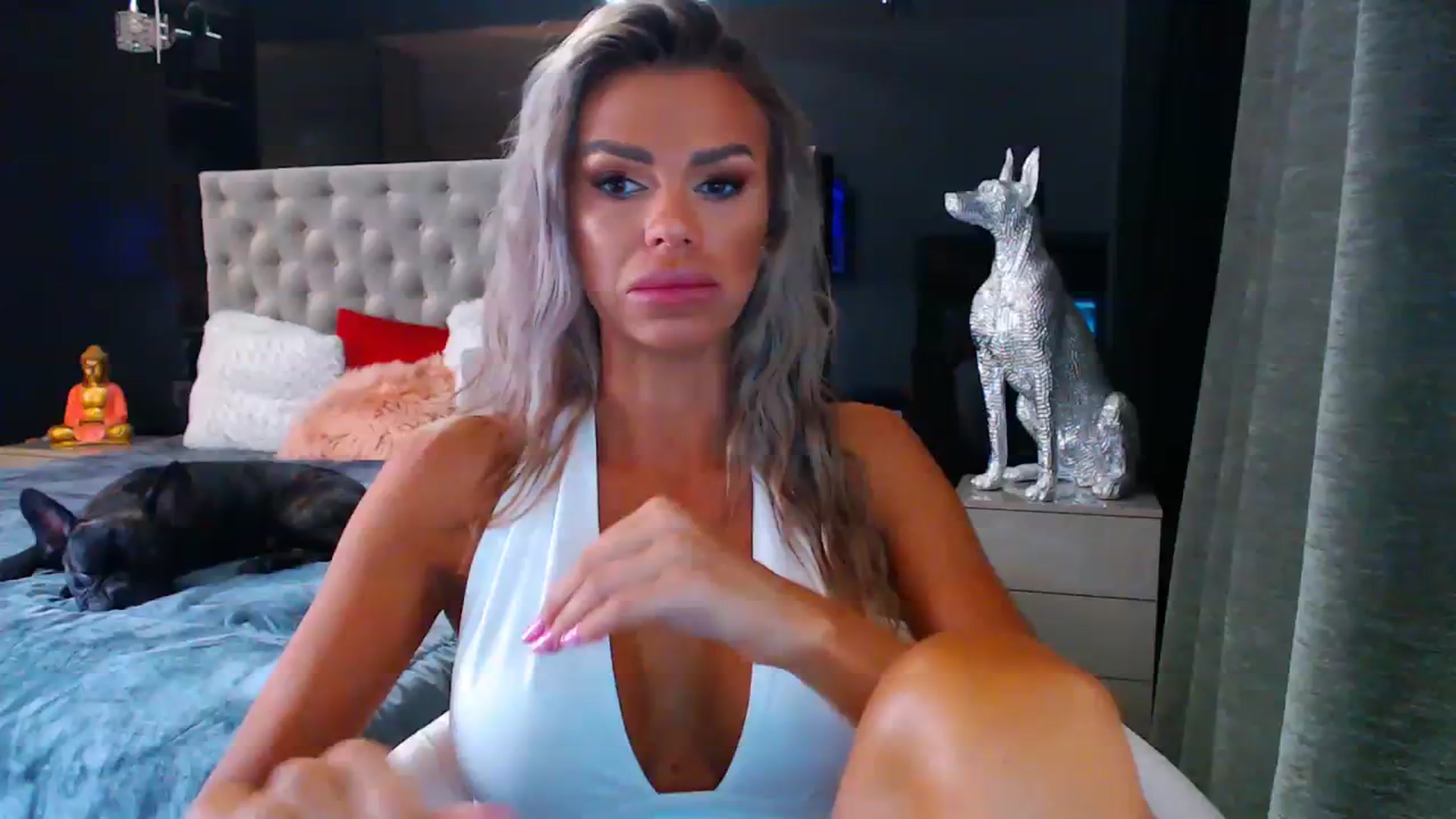 Gallery image thumbnail from D_y_y's myfreecams stream on, 08/20/2023, 04:03 image 1 of 20