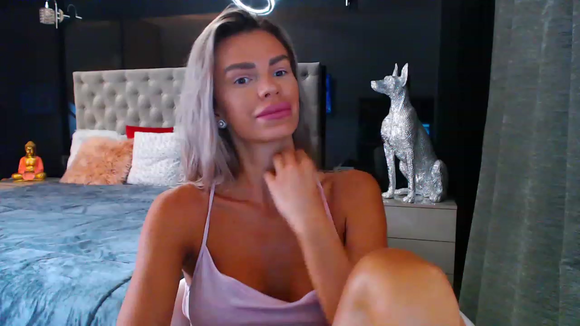 Gallery image thumbnail from D_y_y's myfreecams stream on, 08/23/2023, 04:13 image 3 of 20