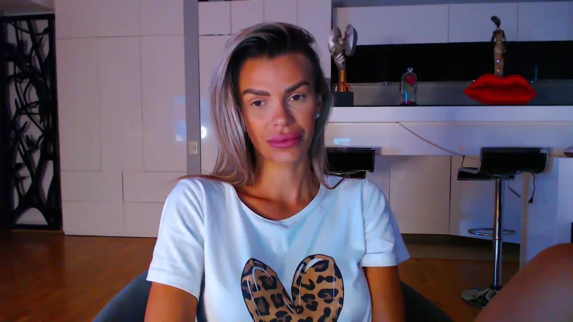 Gallery image thumbnail from D_y_y's myfreecams stream on, 09/08/2023, 04:41 image 12 of 20