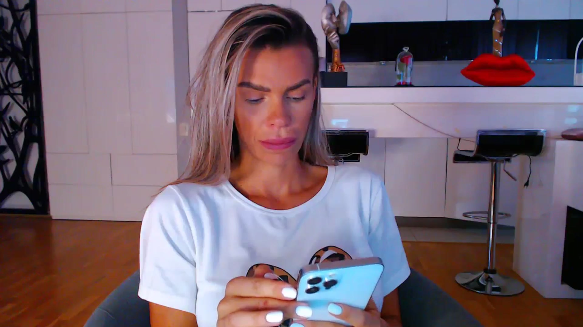 Gallery image thumbnail from D_y_y's myfreecams stream on, 09/08/2023, 04:41 image 18 of 20