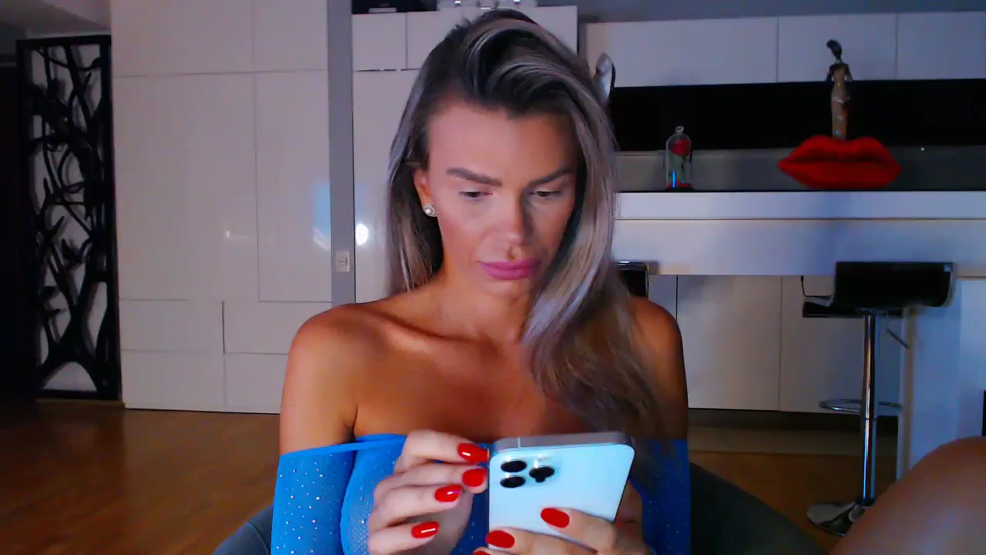 Gallery image thumbnail from D_y_y's myfreecams stream on, 09/21/2023, 04:34 image 2 of 20