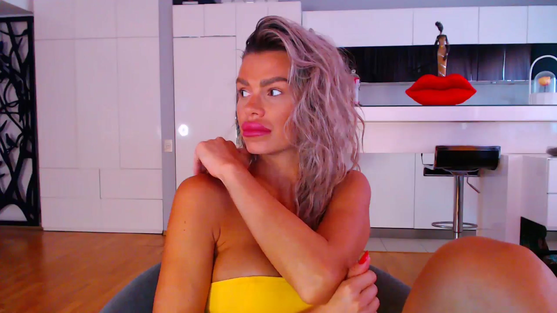 Gallery image thumbnail from D_y_y's myfreecams stream on, 09/25/2023, 05:24 image 19 of 20