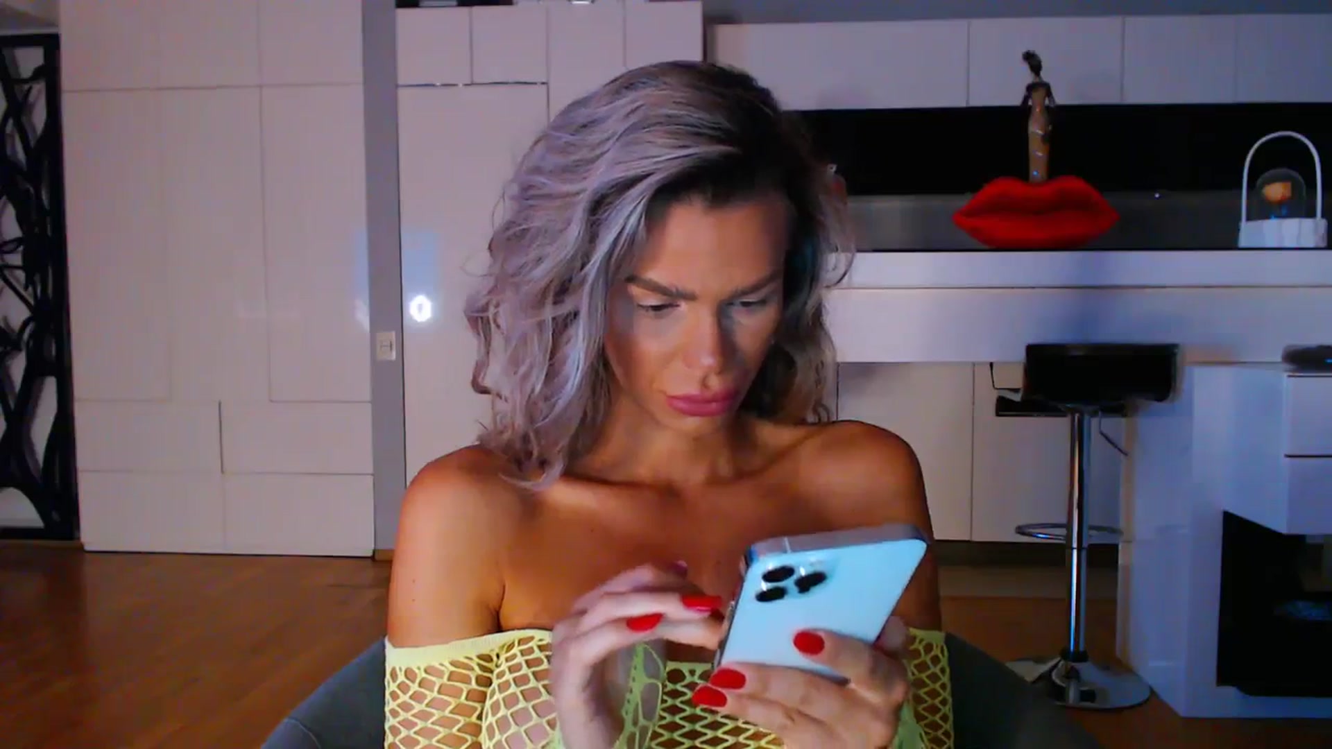 Gallery image thumbnail from D_y_y's myfreecams stream on, 09/26/2023, 03:50 image 14 of 20