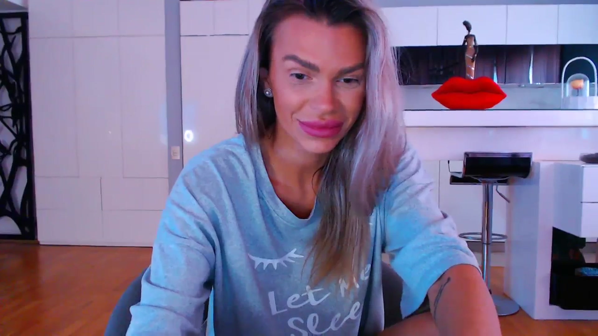 Gallery image thumbnail from D_y_y's myfreecams stream on, 09/28/2023, 05:48 image 17 of 20