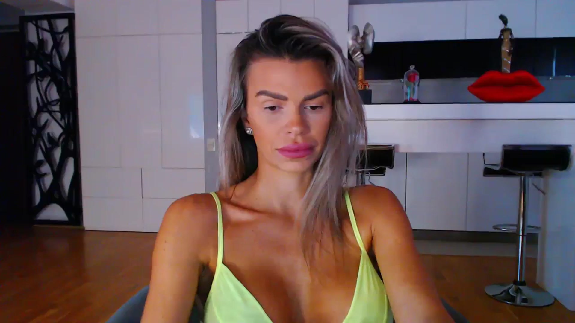 Gallery image thumbnail from D_y_y's myfreecams stream on, 09/29/2023, 04:47 image 5 of 20