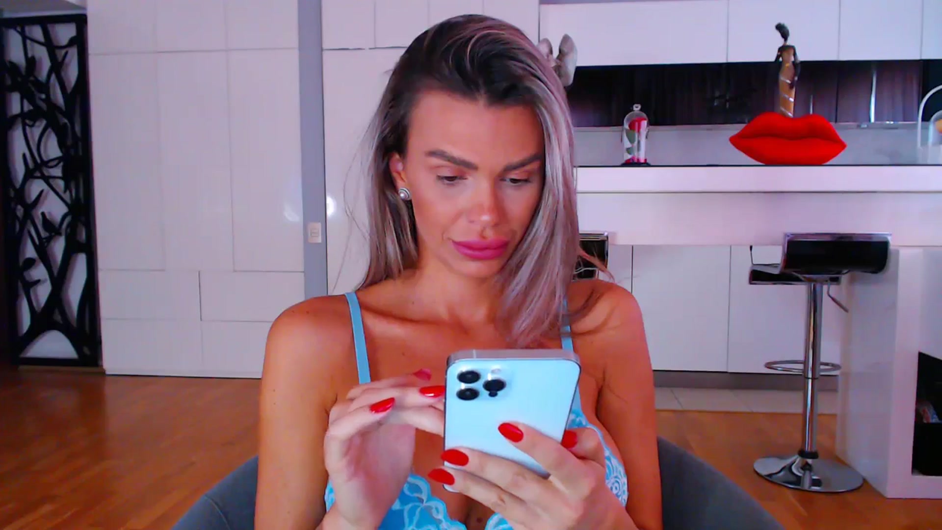 Gallery image thumbnail from D_y_y's myfreecams stream on, 09/30/2023, 05:39 image 18 of 20